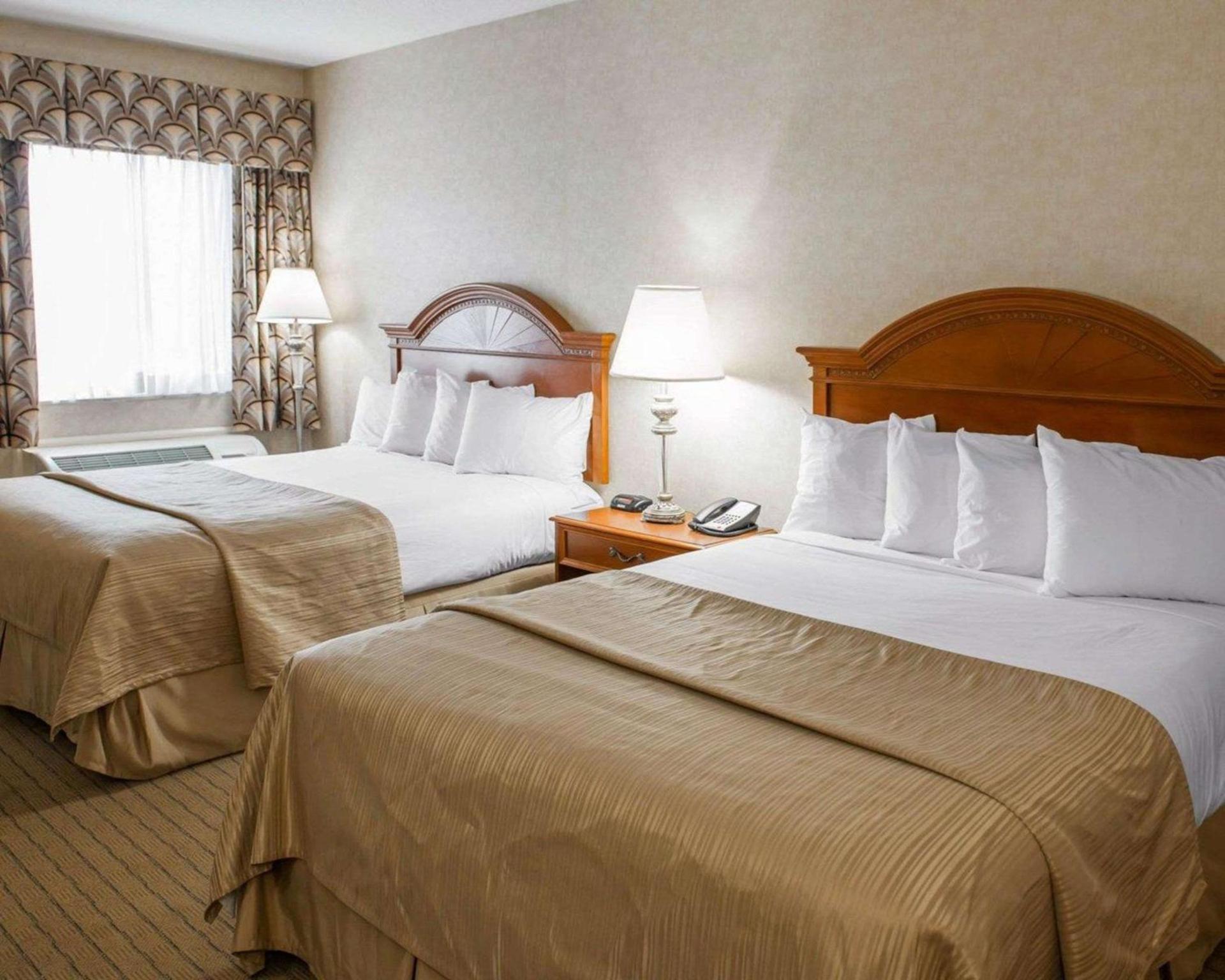 Quality Inn Castleton photo 9