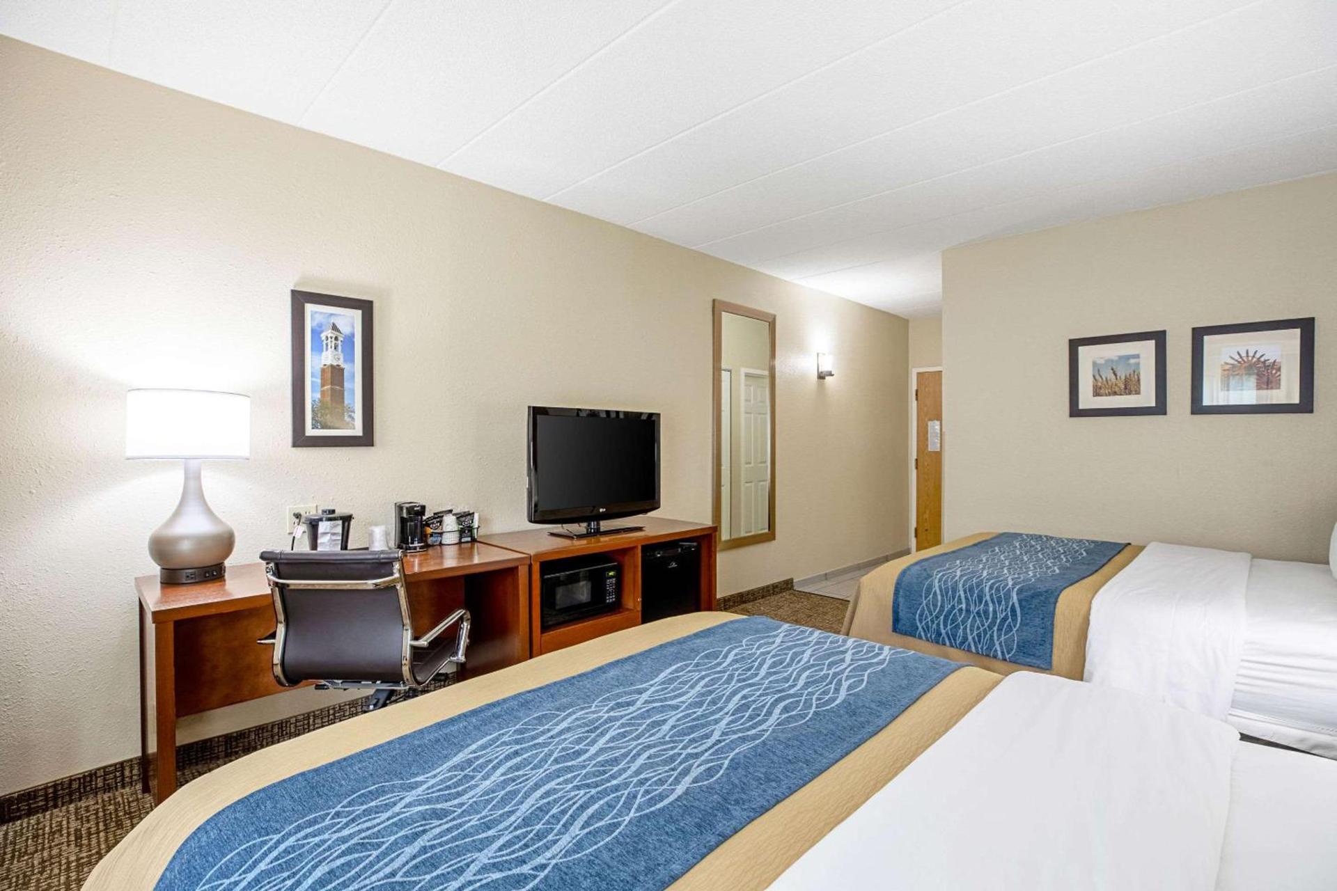Comfort Inn Indianapolis North - Carmel photo 20