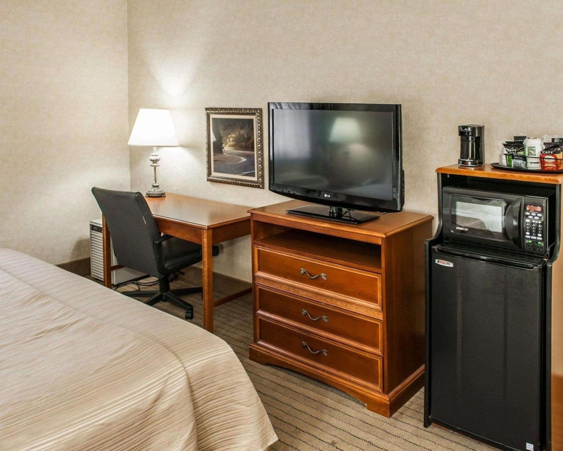 Quality Inn Castleton photo 12