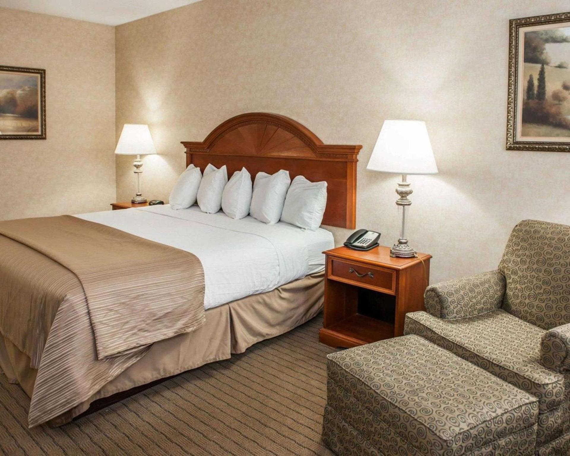 Quality Inn Castleton photo 6