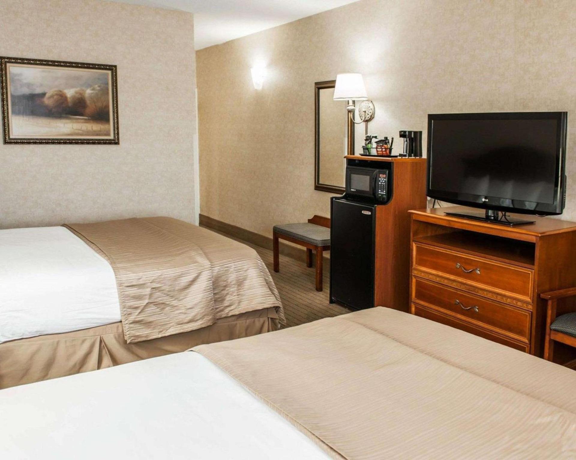 Quality Inn Castleton photo 10
