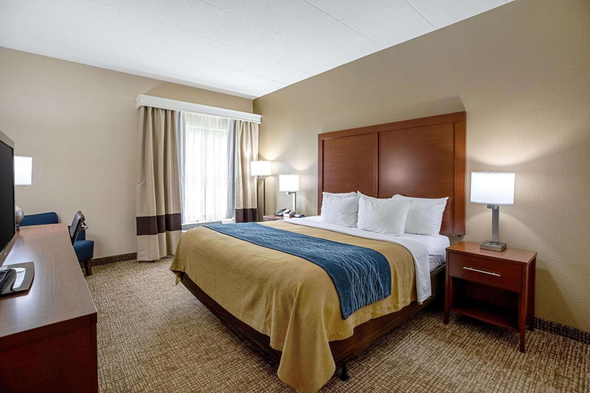 Comfort Inn Indianapolis North - Carmel photo 15