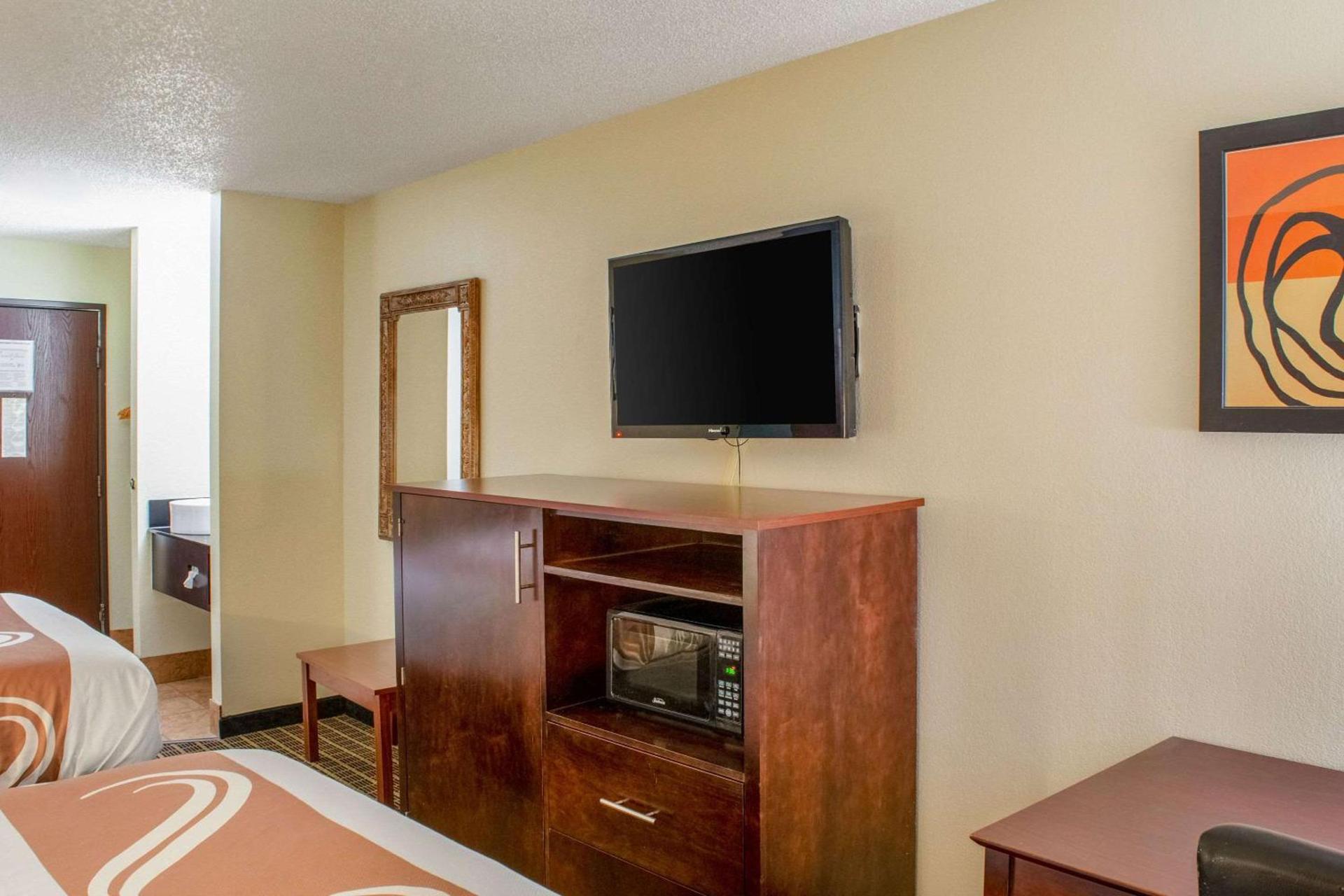 Quality Inn Plainfield - Indianapolis West photo 13