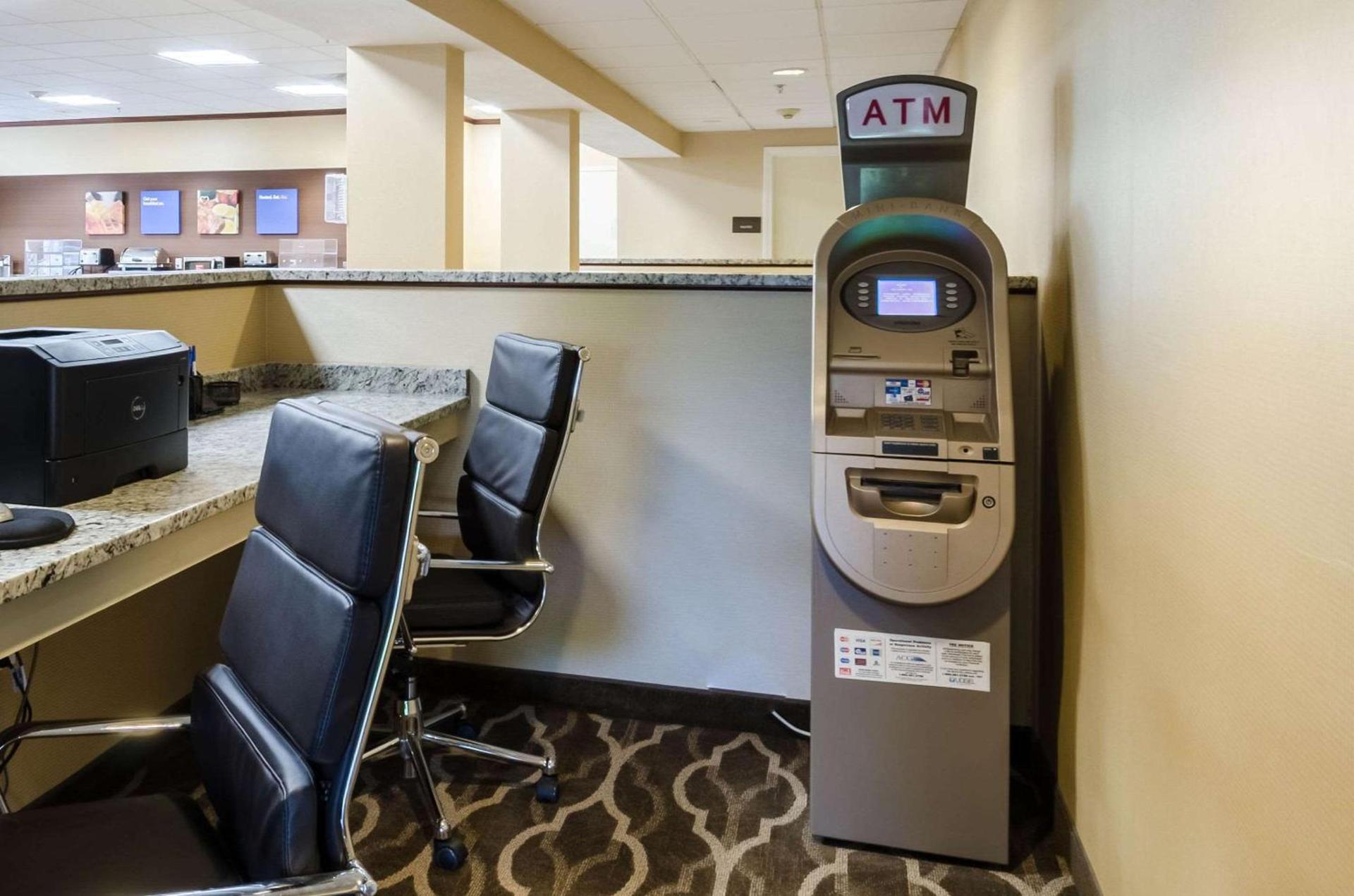 Comfort Inn Randolph-Boston photo 32