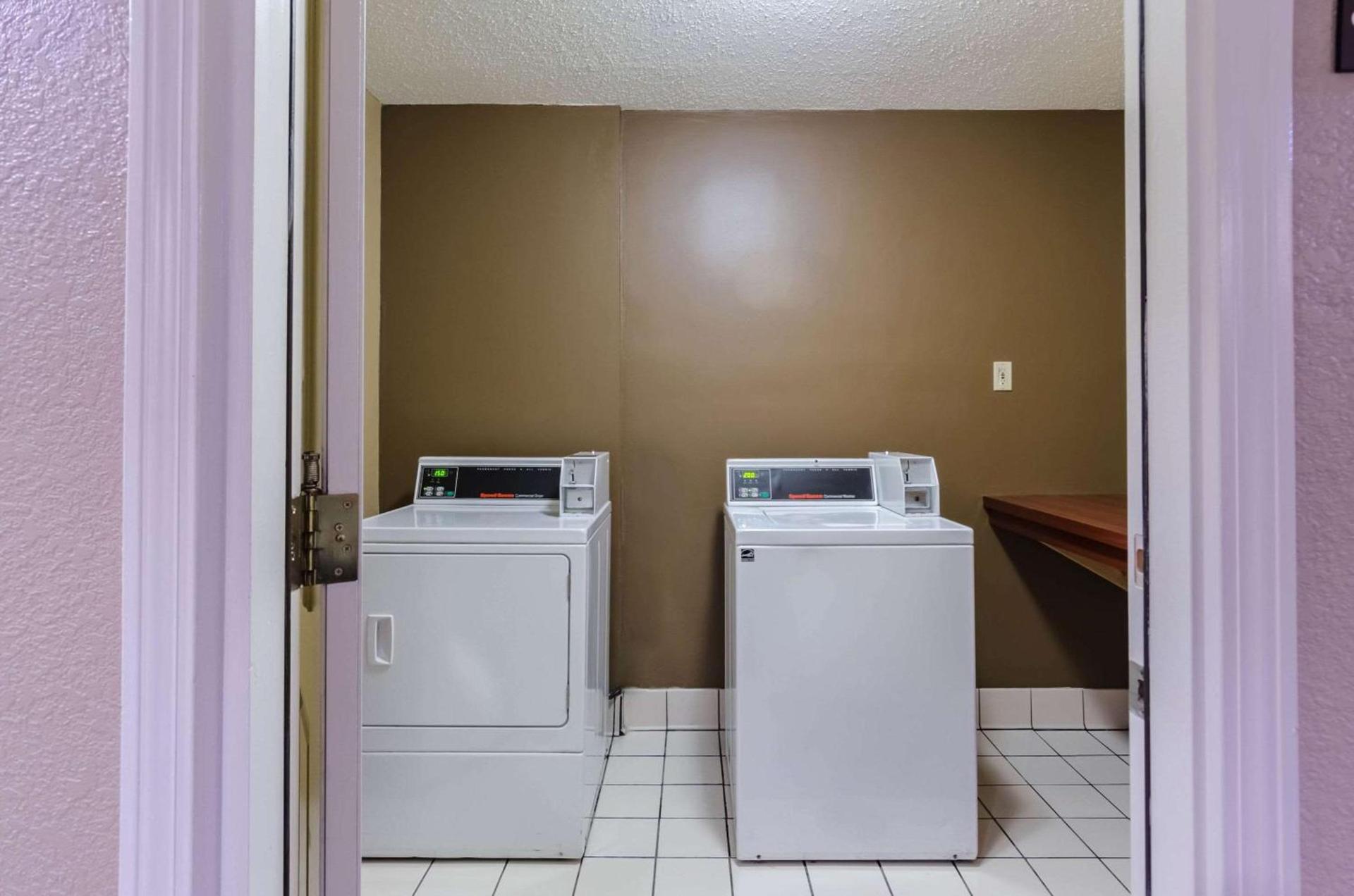 Comfort Inn Randolph-Boston photo 44