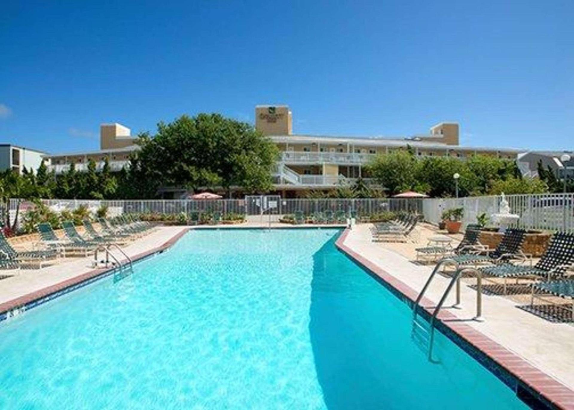 Quality Inn Oceanfront photo 6