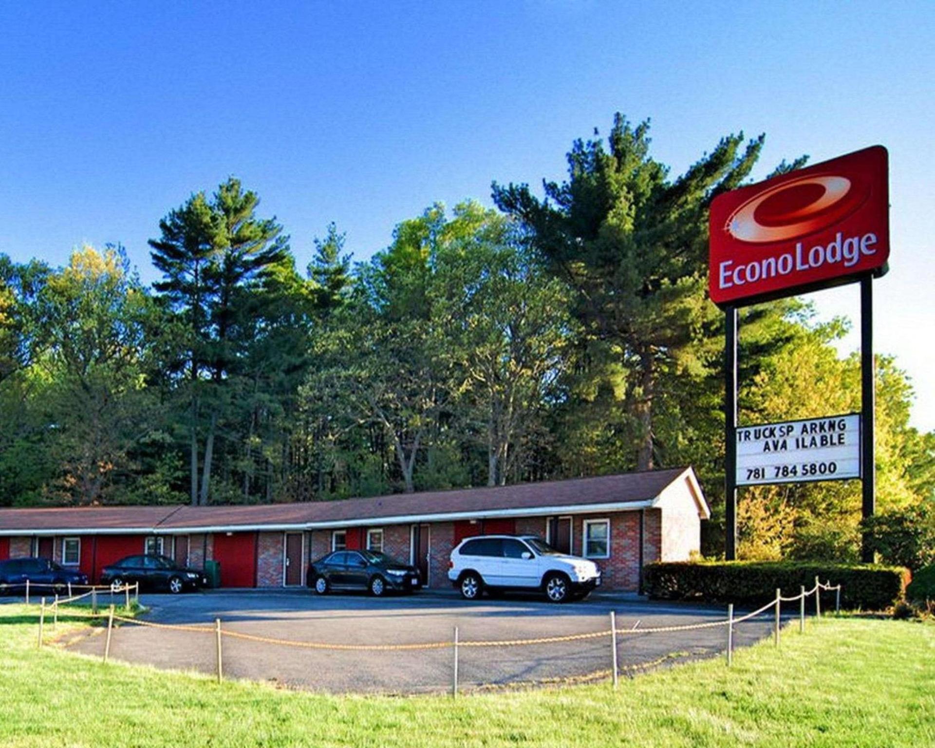 Econo Lodge Sharon - Foxborough photo 4