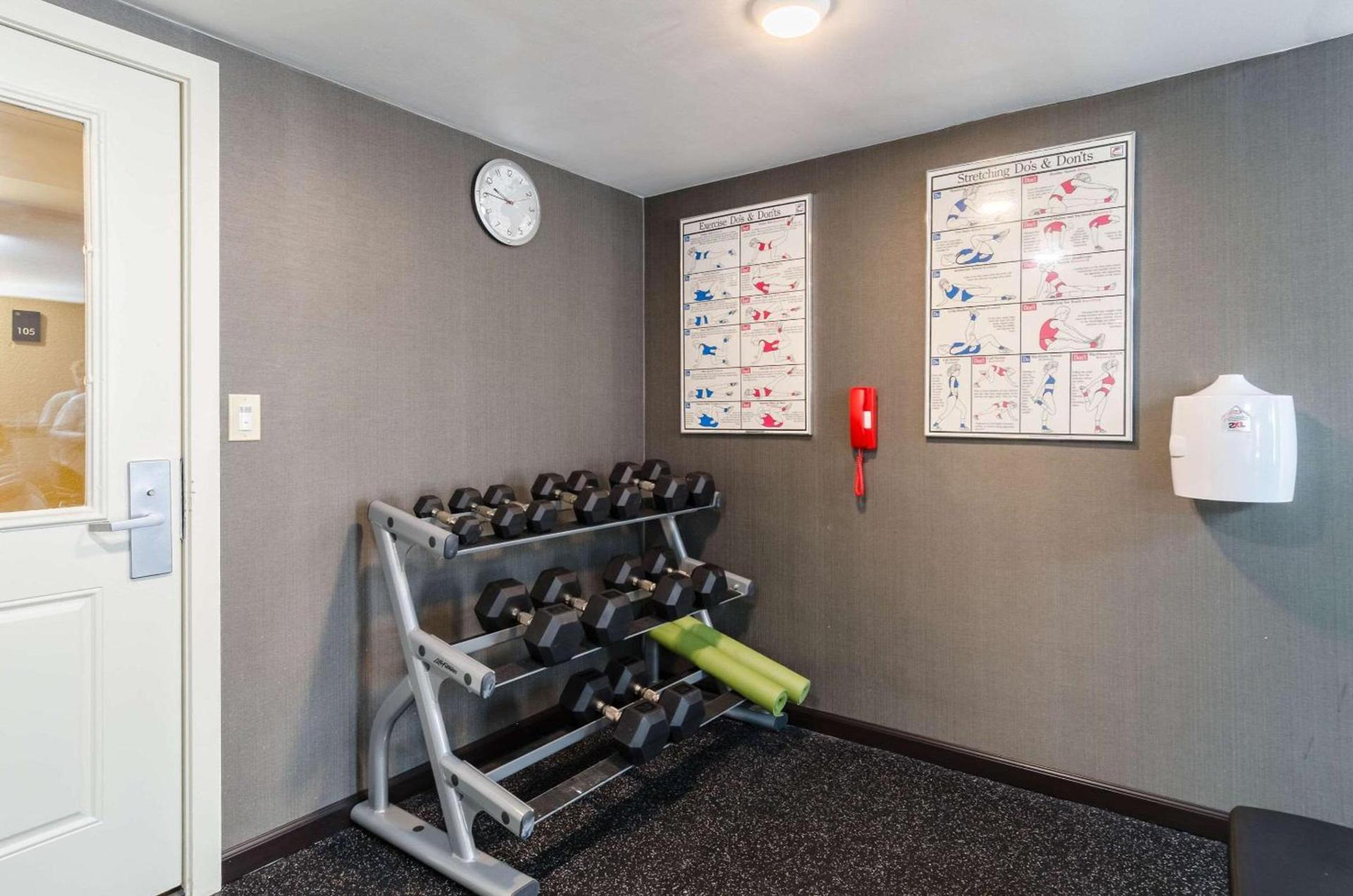 Comfort Inn Randolph-Boston photo 29