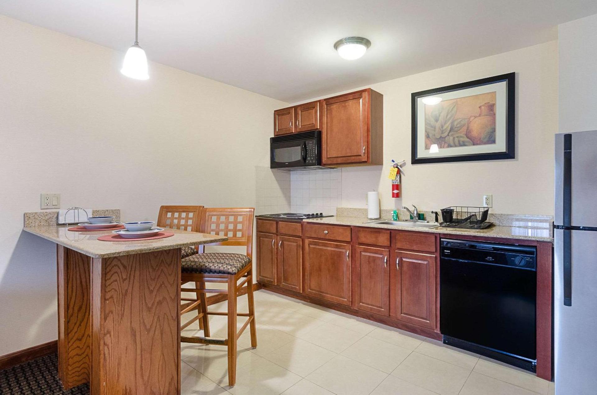 Quality Inn & Suites Northampton - Amherst photo 15