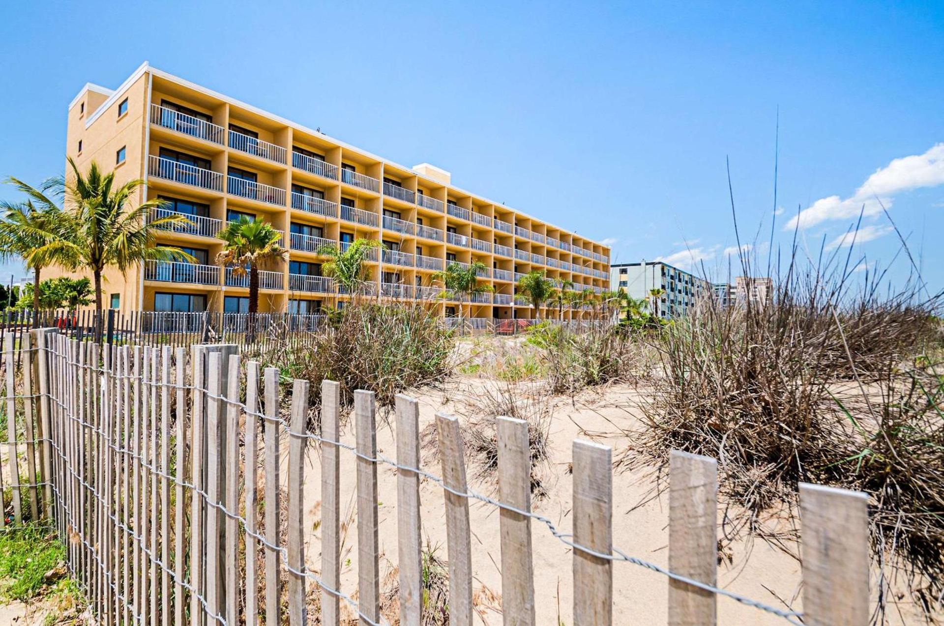 Quality Inn Oceanfront photo 10