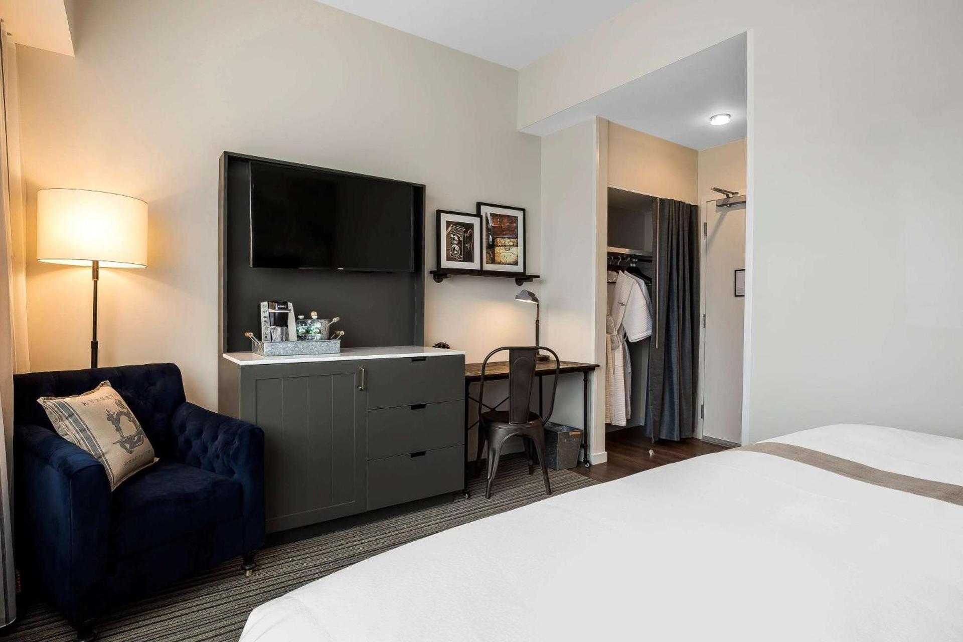 enVision Hotel Boston-Everett photo 8