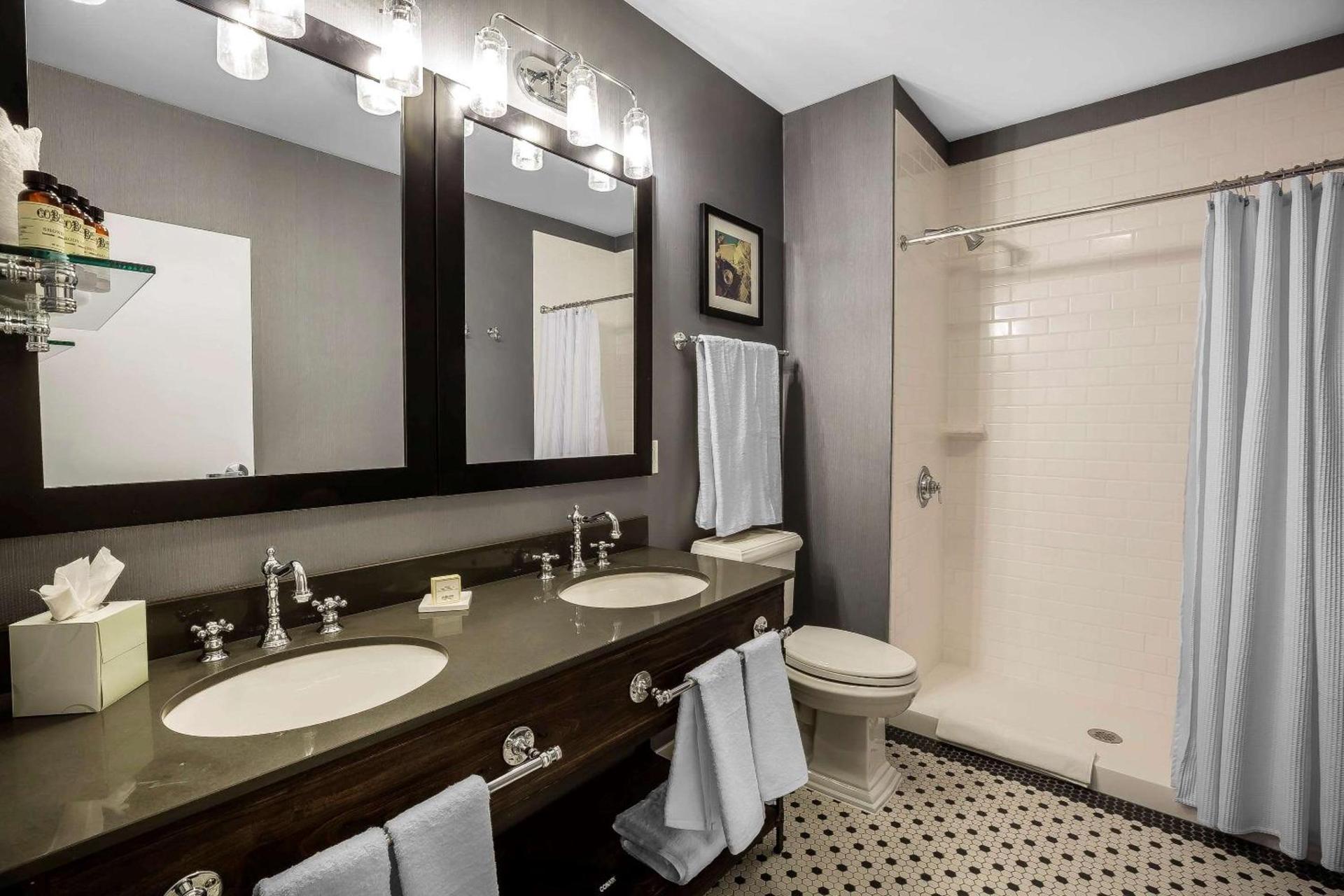 enVision Hotel Boston-Everett photo 9