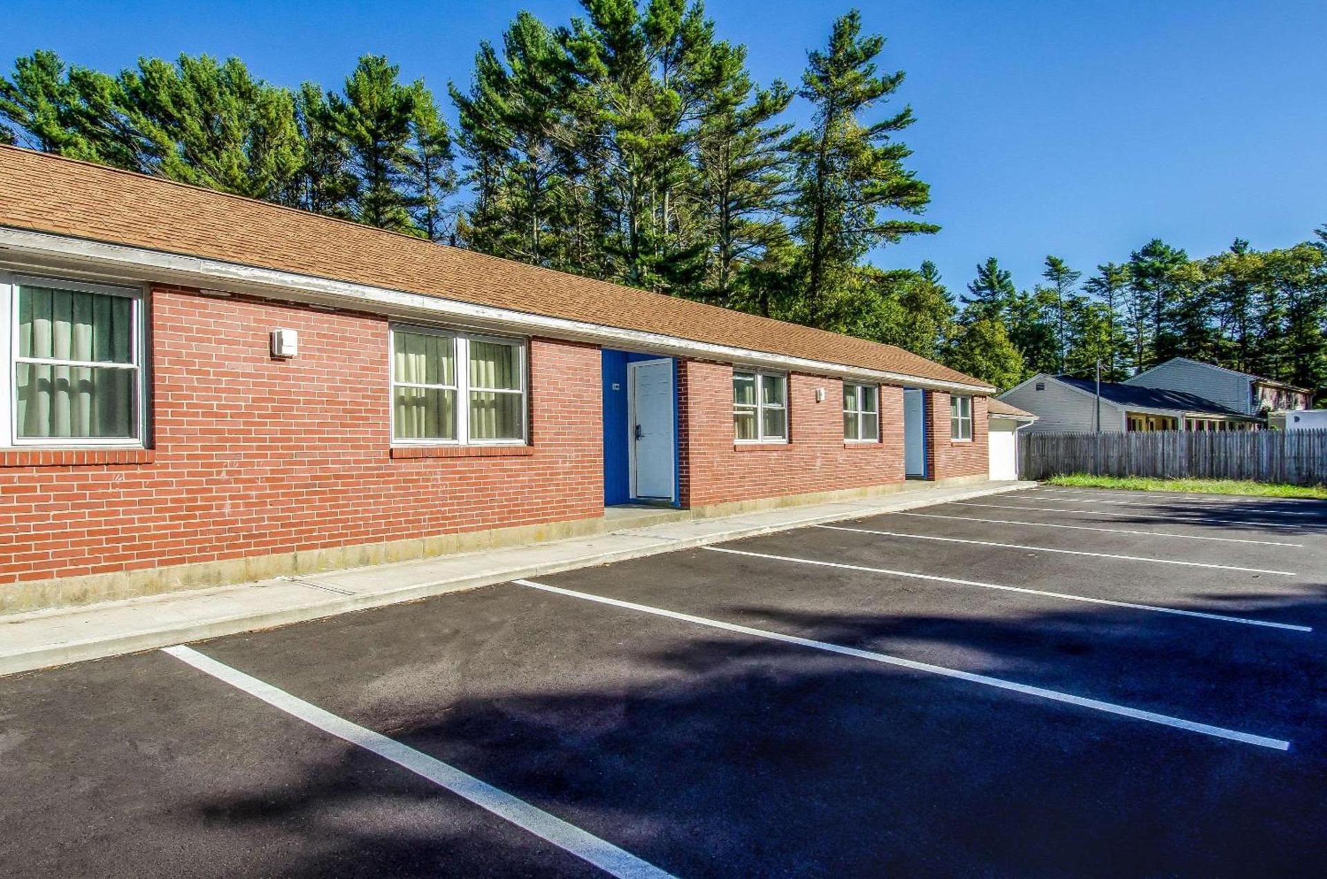 Rodeway Inn Middleboro-Plymouth photo 9
