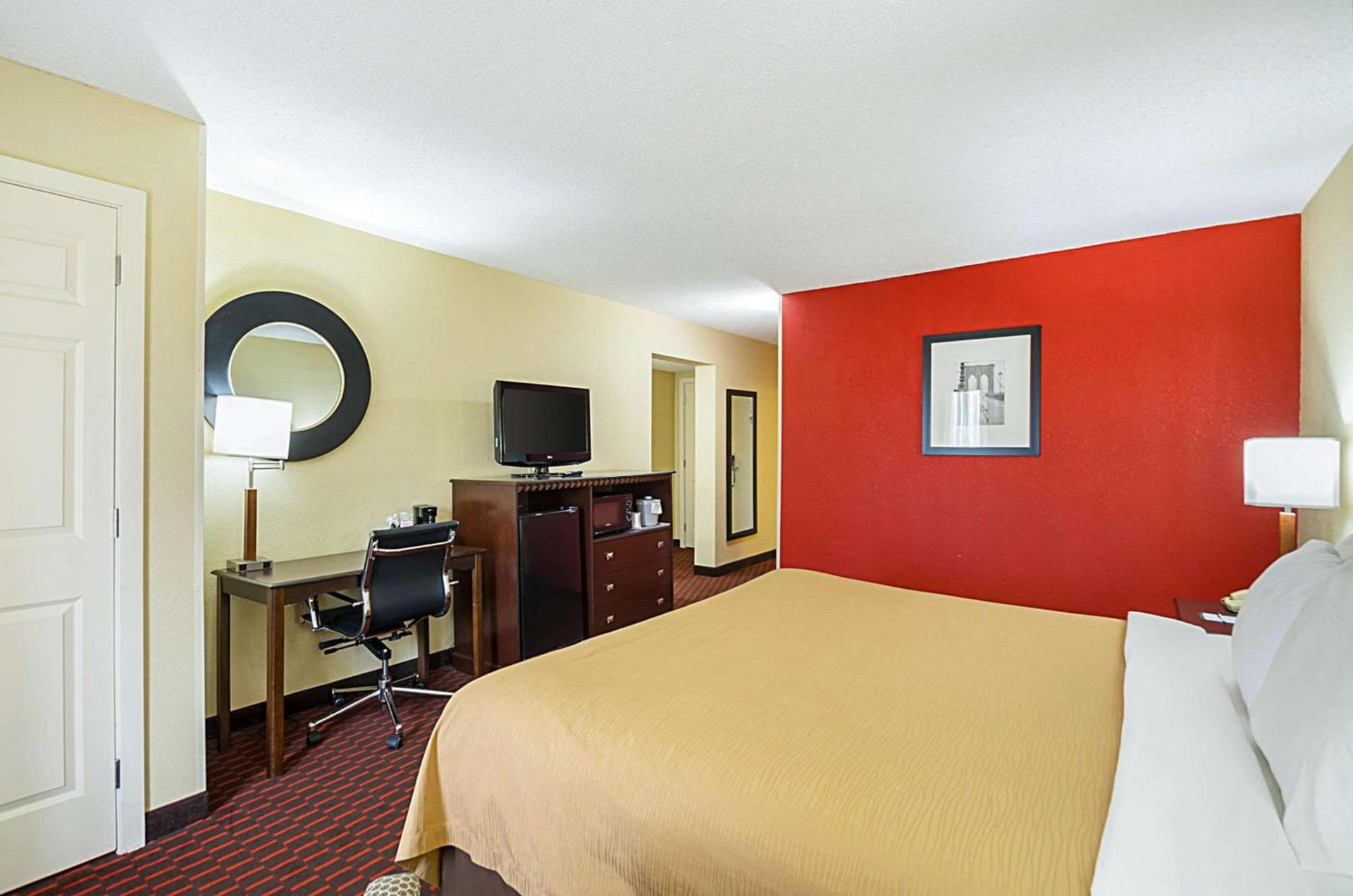 Quality Inn & Suites Hagerstown photo 9