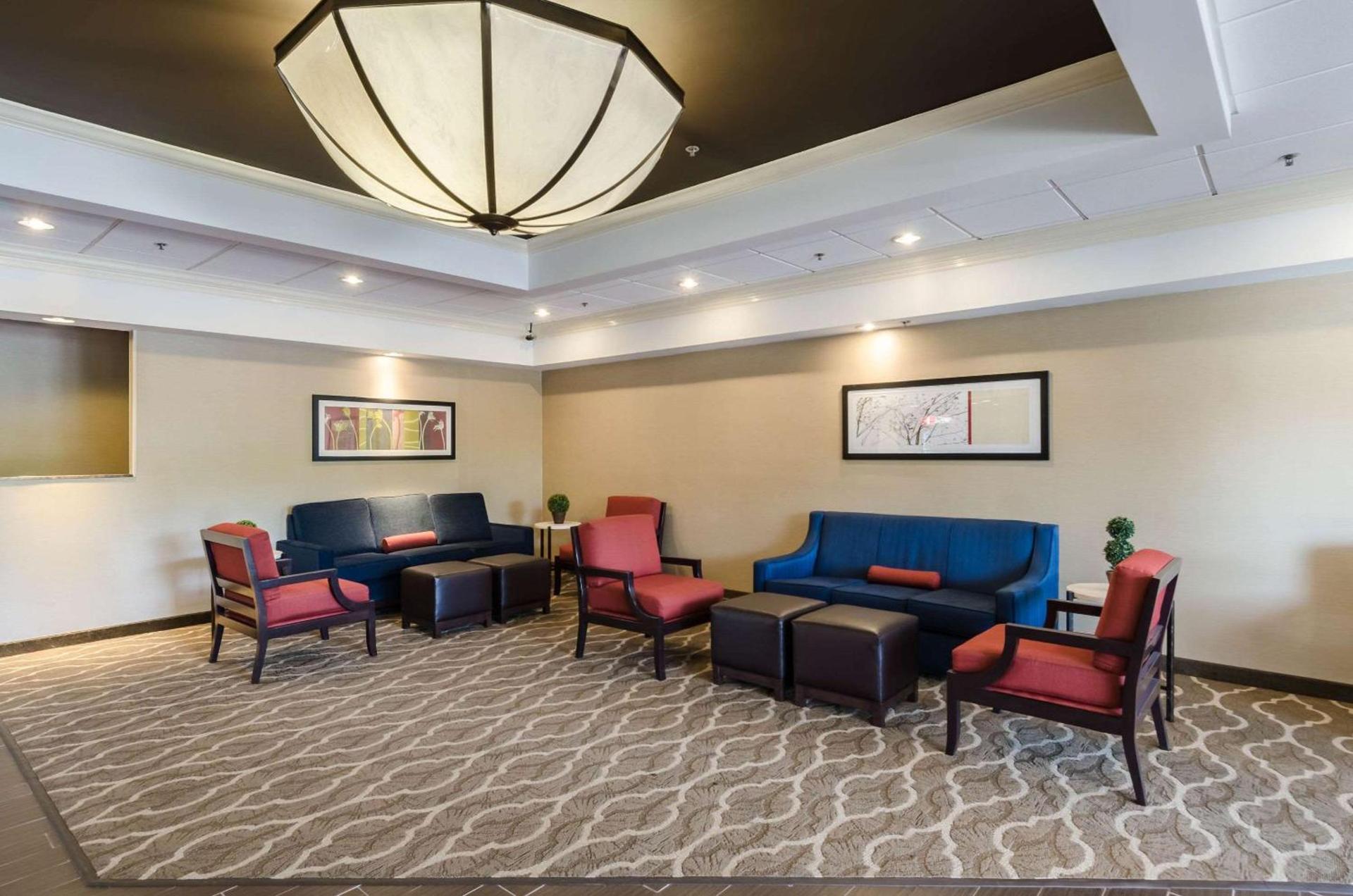 Comfort Inn Randolph-Boston photo 4