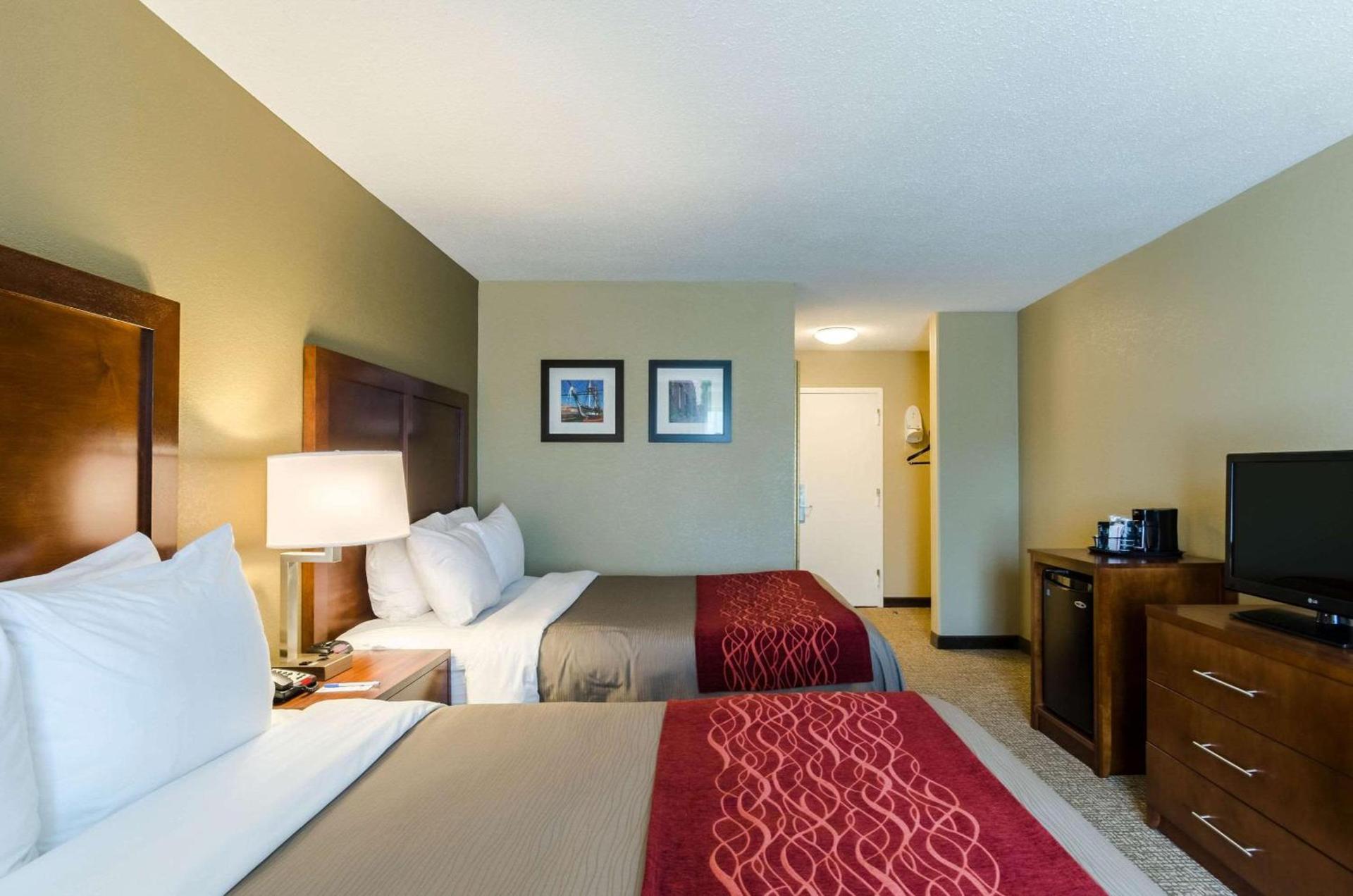 Comfort Inn Randolph-Boston photo 48