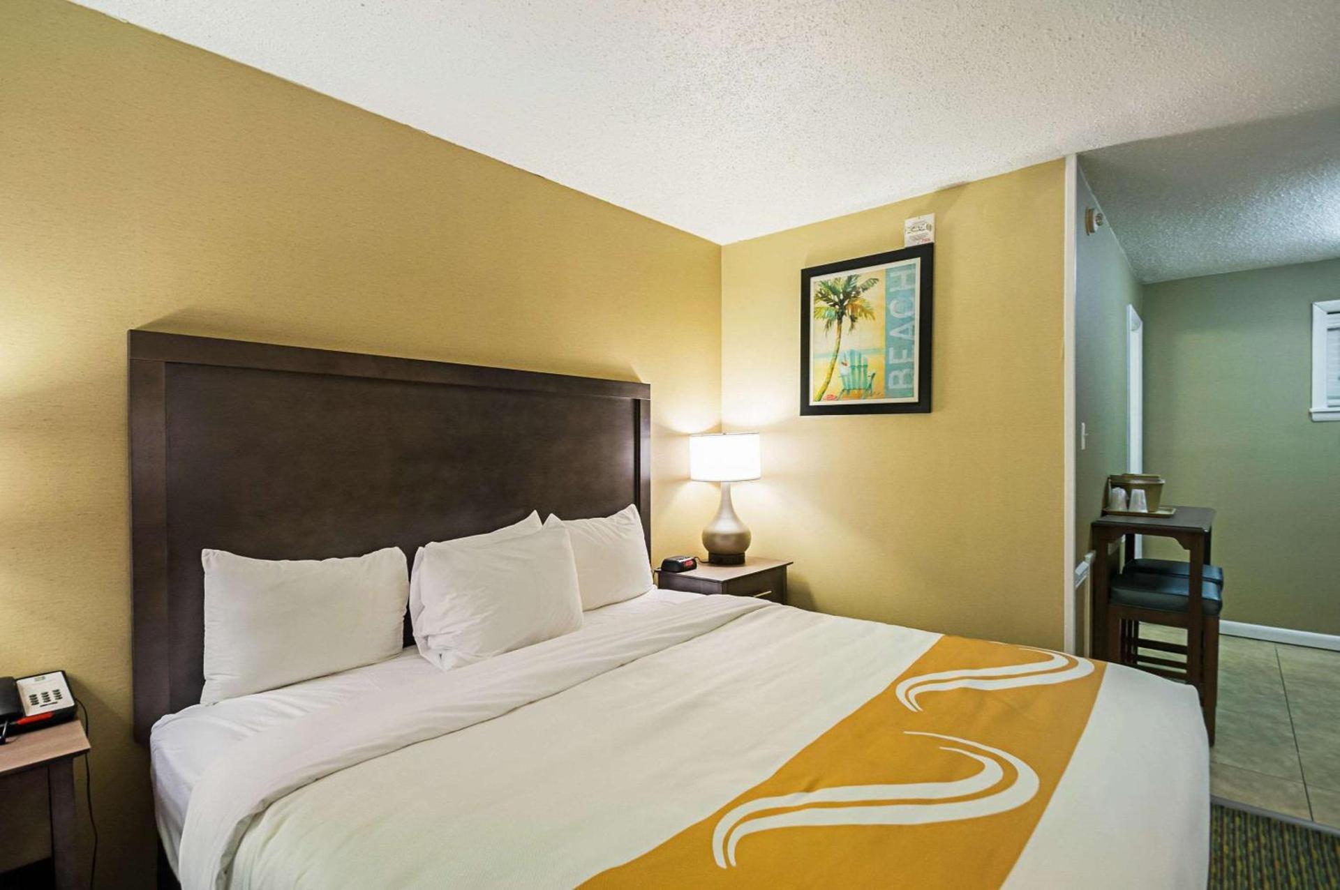 Quality Inn Oceanfront photo 36