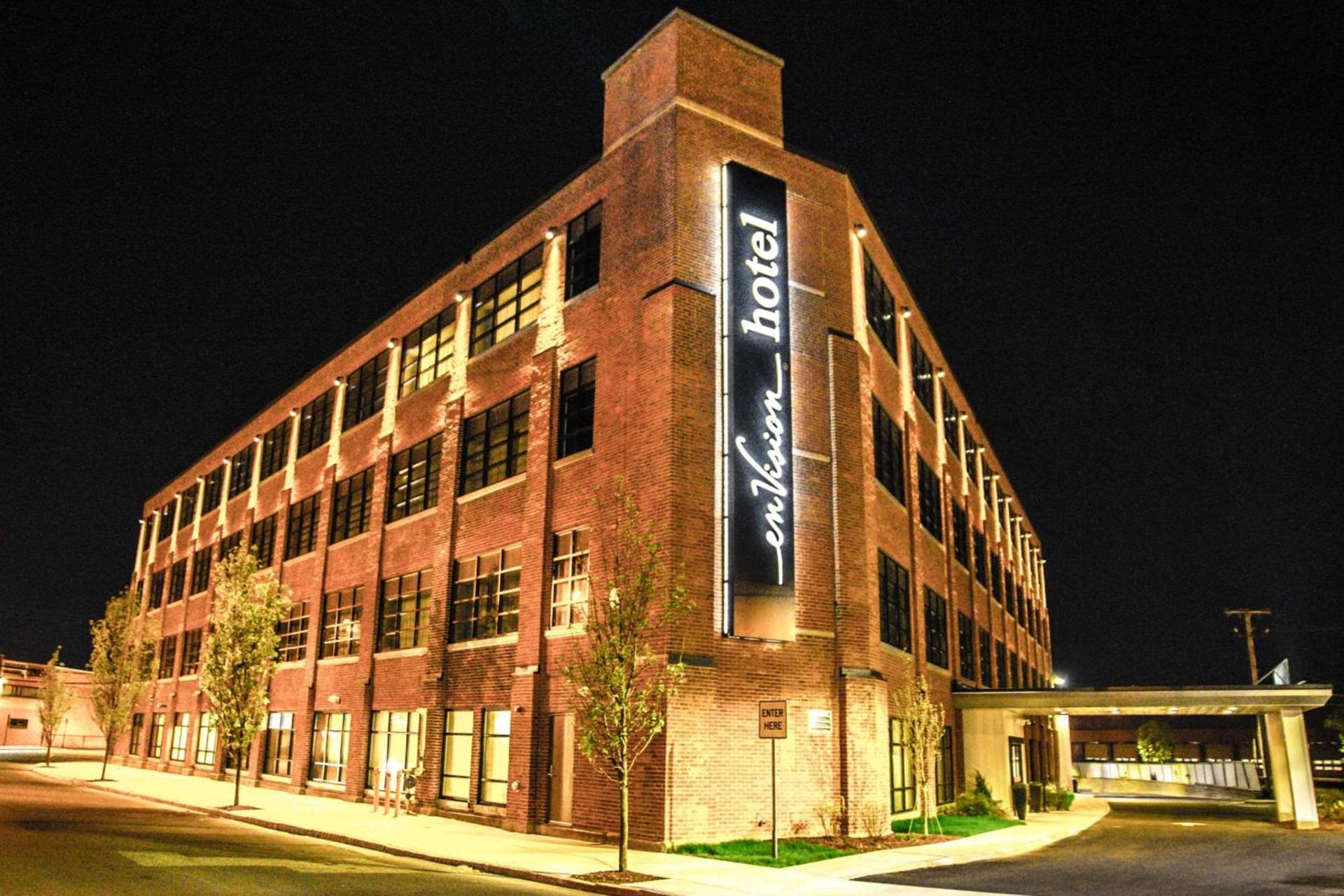 enVision Hotel Boston-Everett photo 1