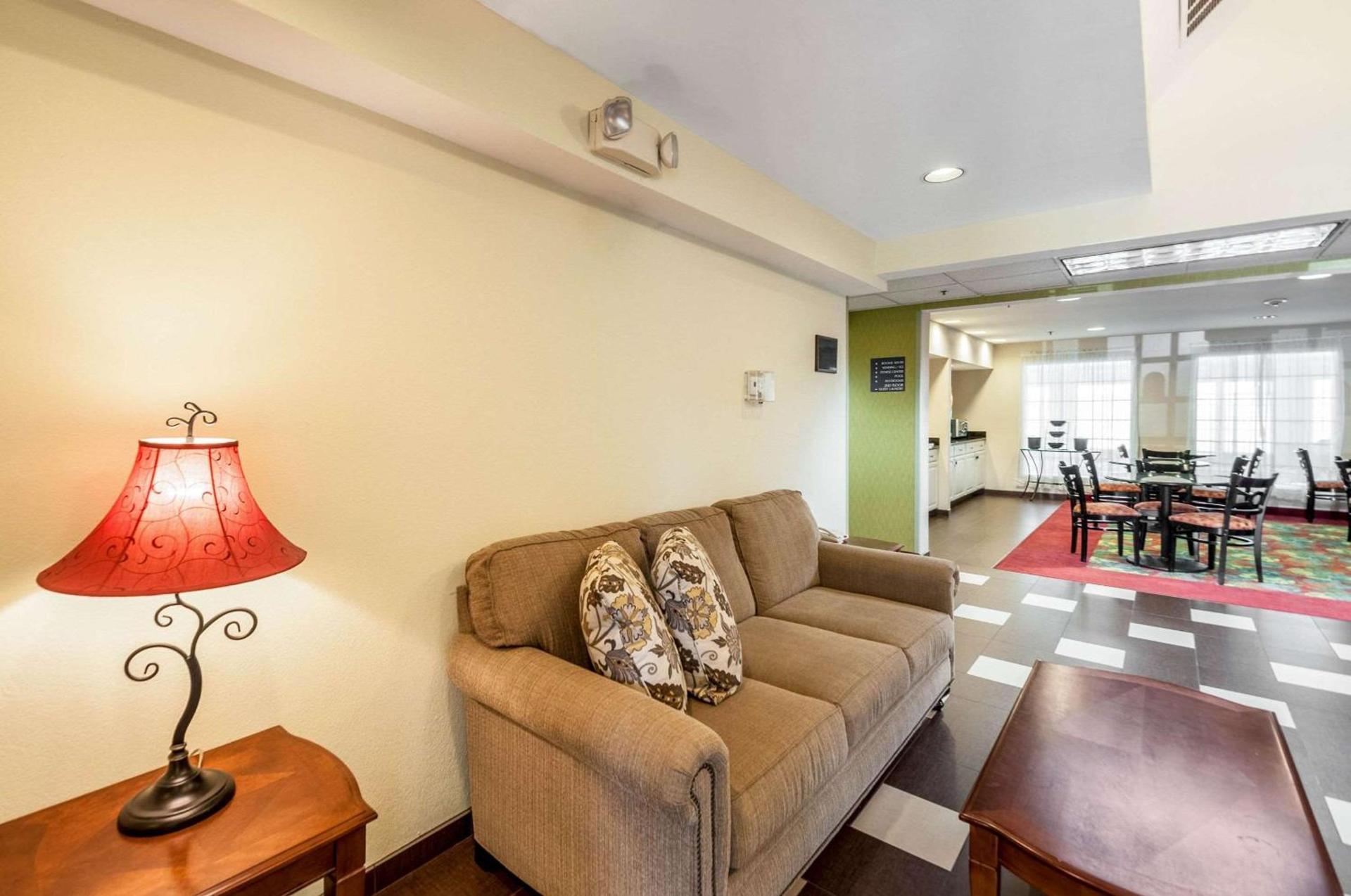 Candlewood Suites Frederick by IHG photo 5