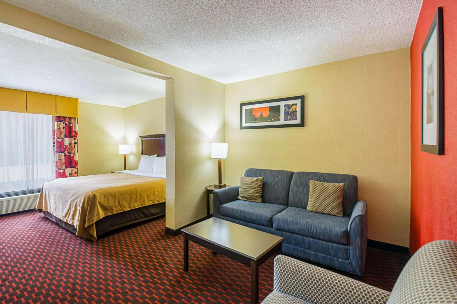 Quality Inn & Suites Hagerstown photo 32