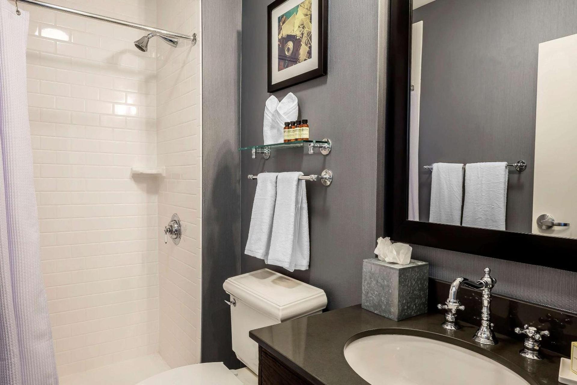 enVision Hotel Boston-Everett photo 3