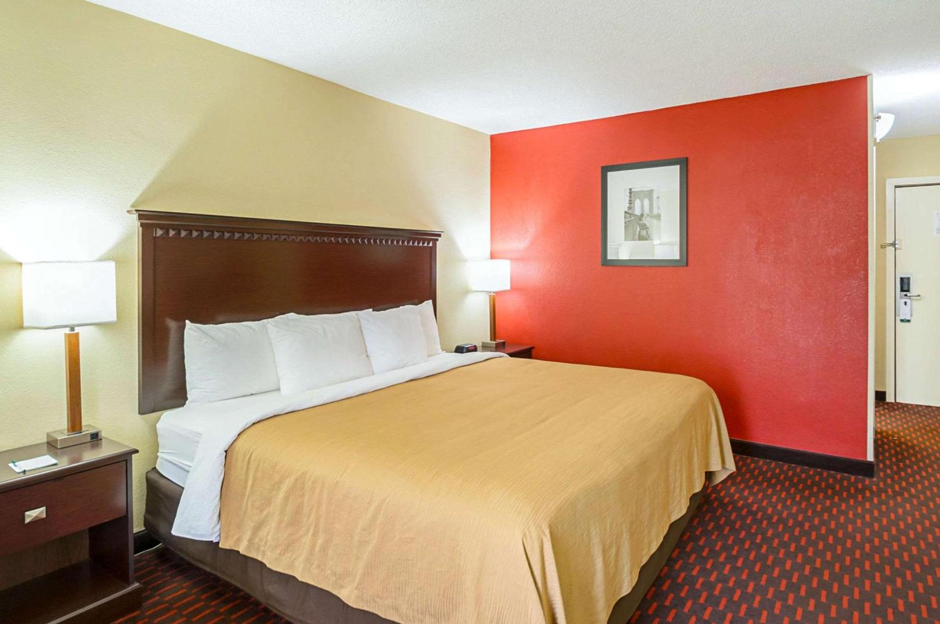 Quality Inn & Suites Hagerstown photo 18
