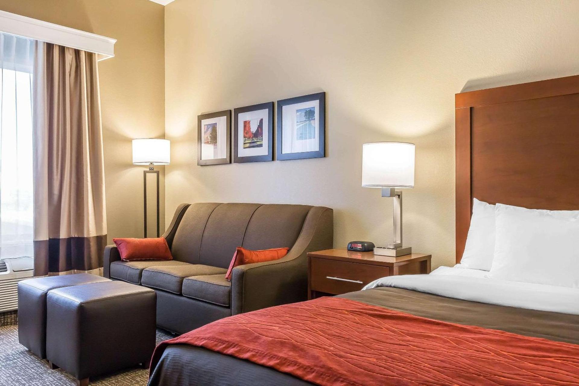 Comfort Inn Frederick - Ballenger Creek photo 7