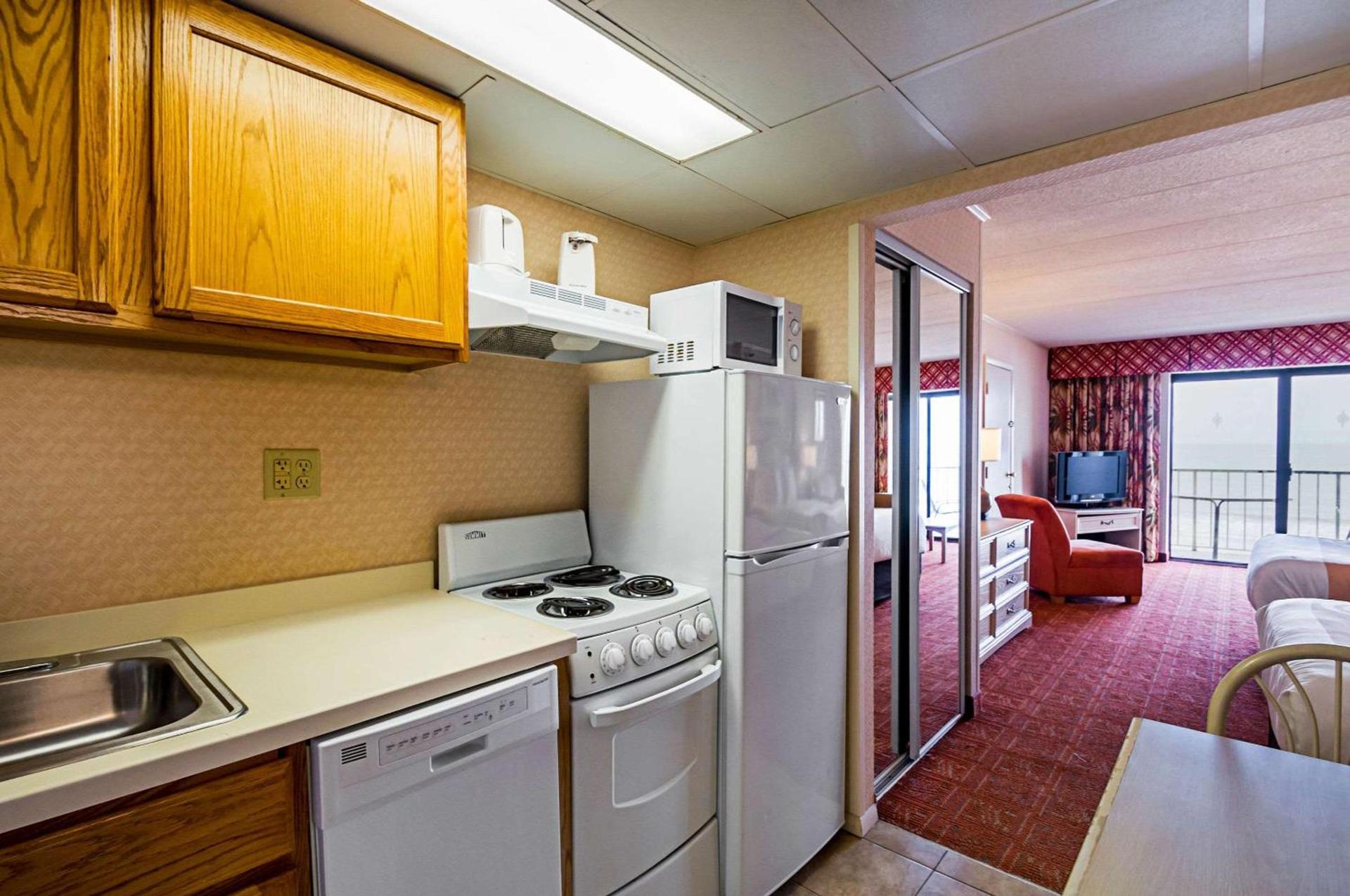 Quality Inn Oceanfront photo 18