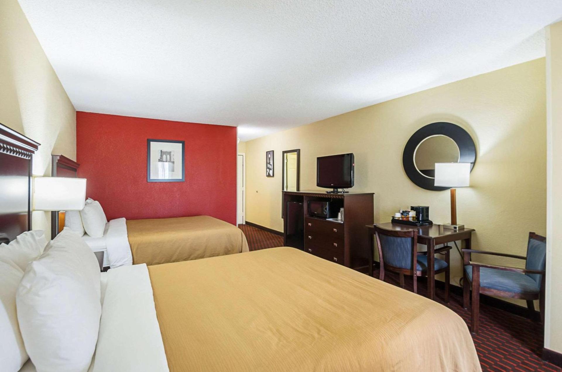 Quality Inn & Suites Hagerstown photo 19