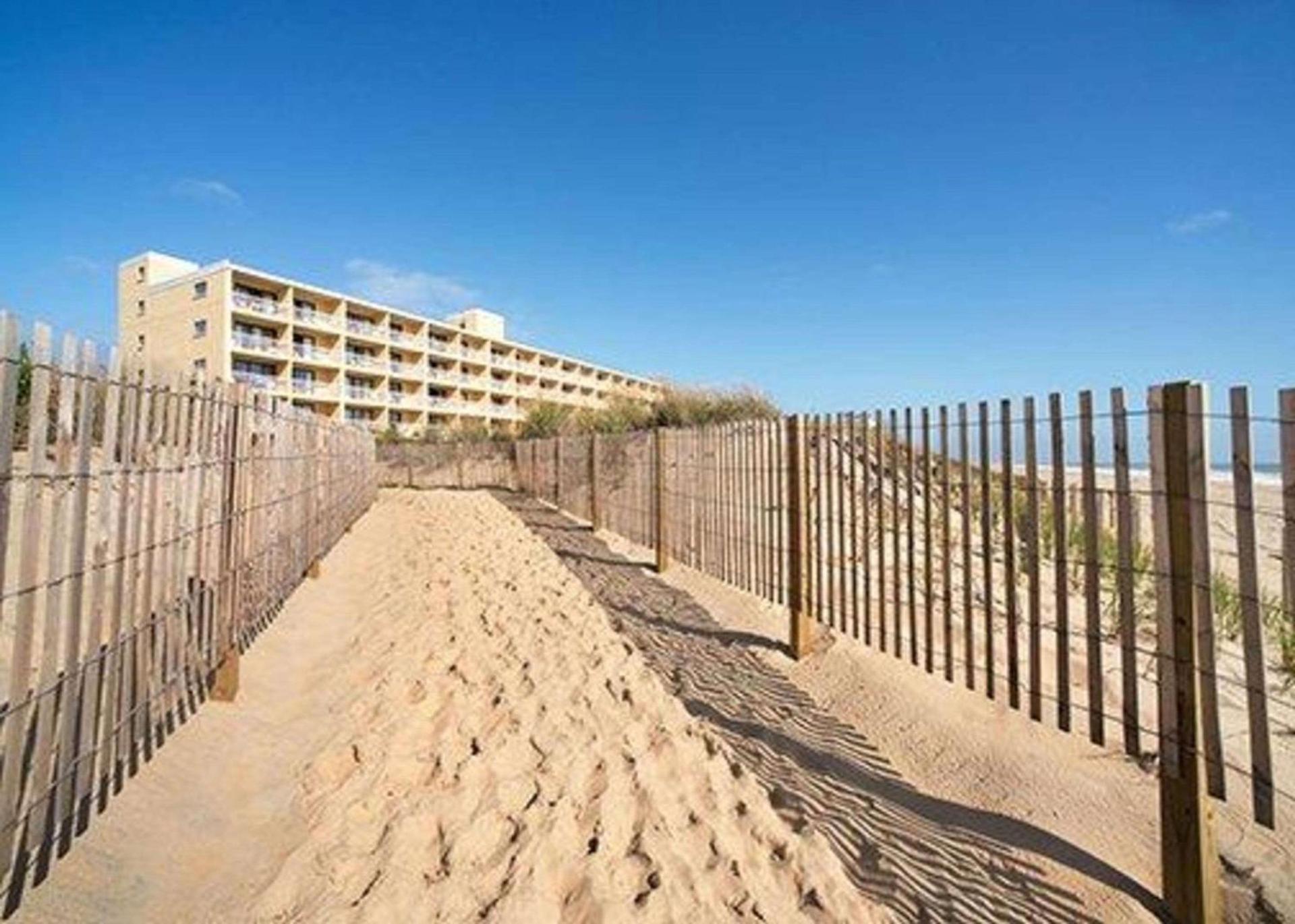 Quality Inn Oceanfront photo 9