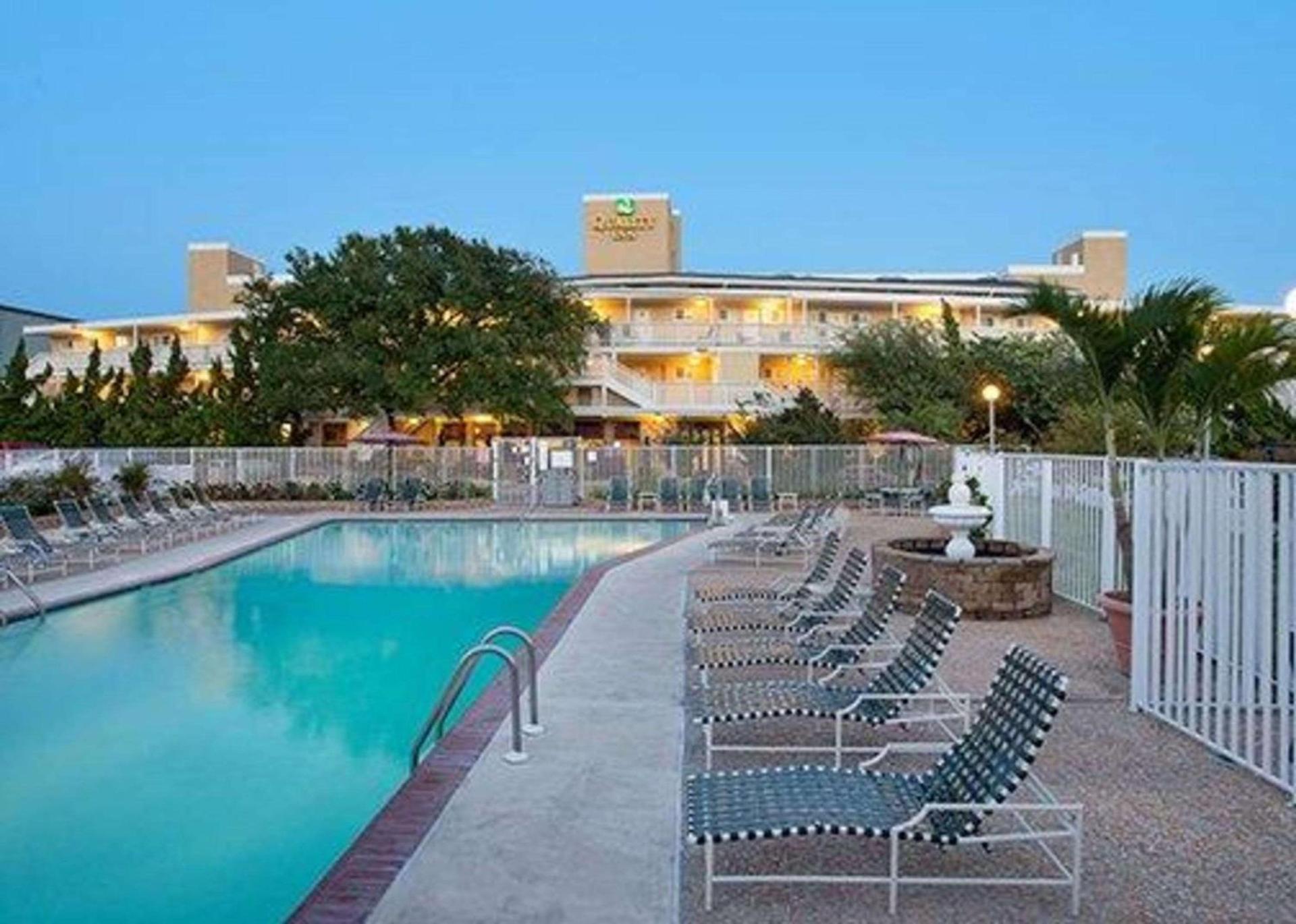 Quality Inn Oceanfront photo 7