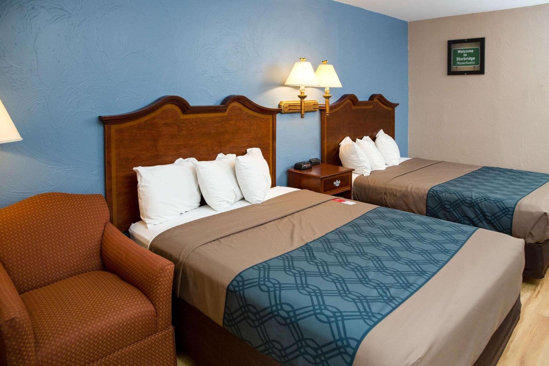 Econo Lodge Sturbridge Route 20 photo 4
