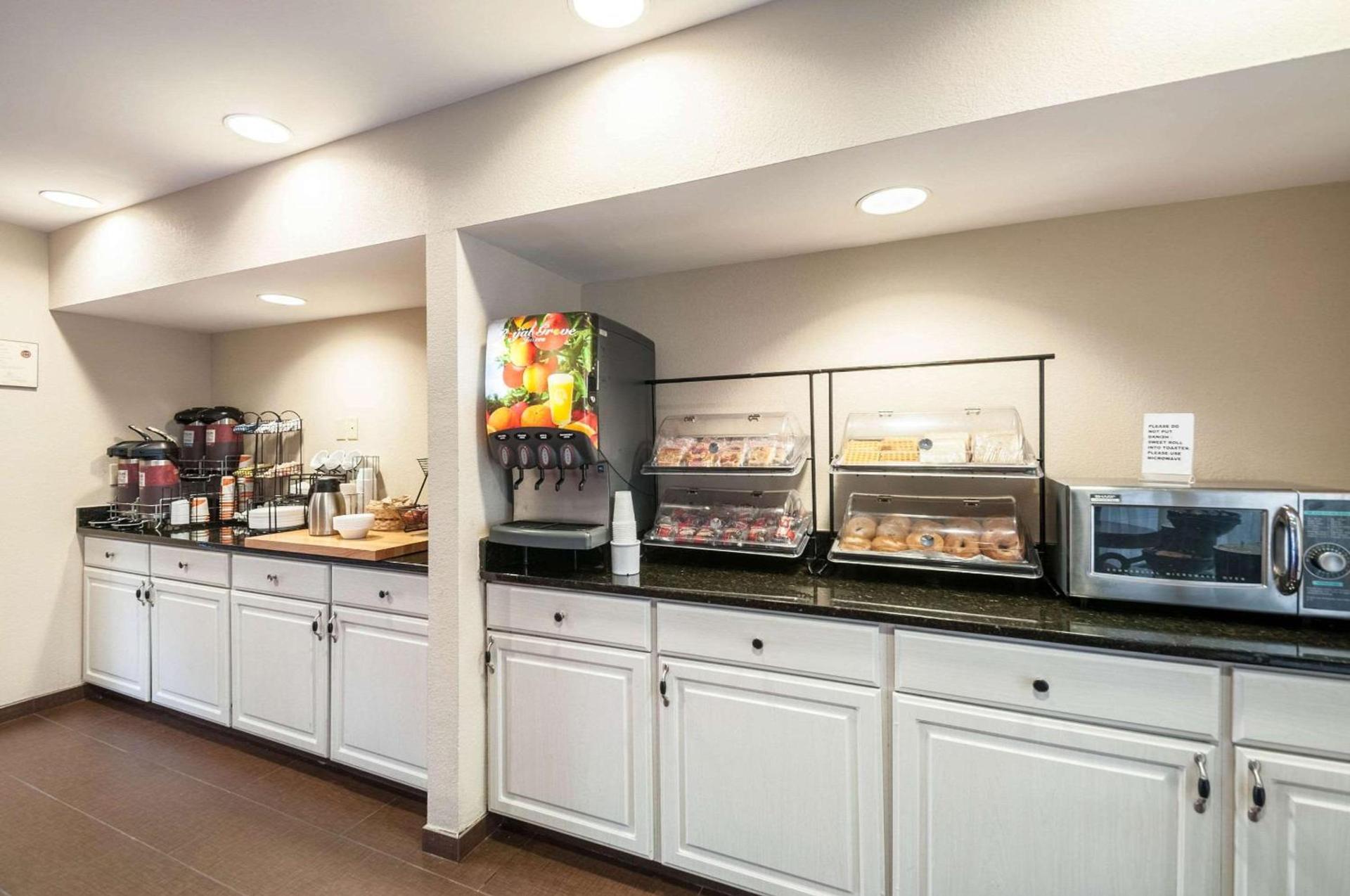 Candlewood Suites Frederick by IHG photo 24