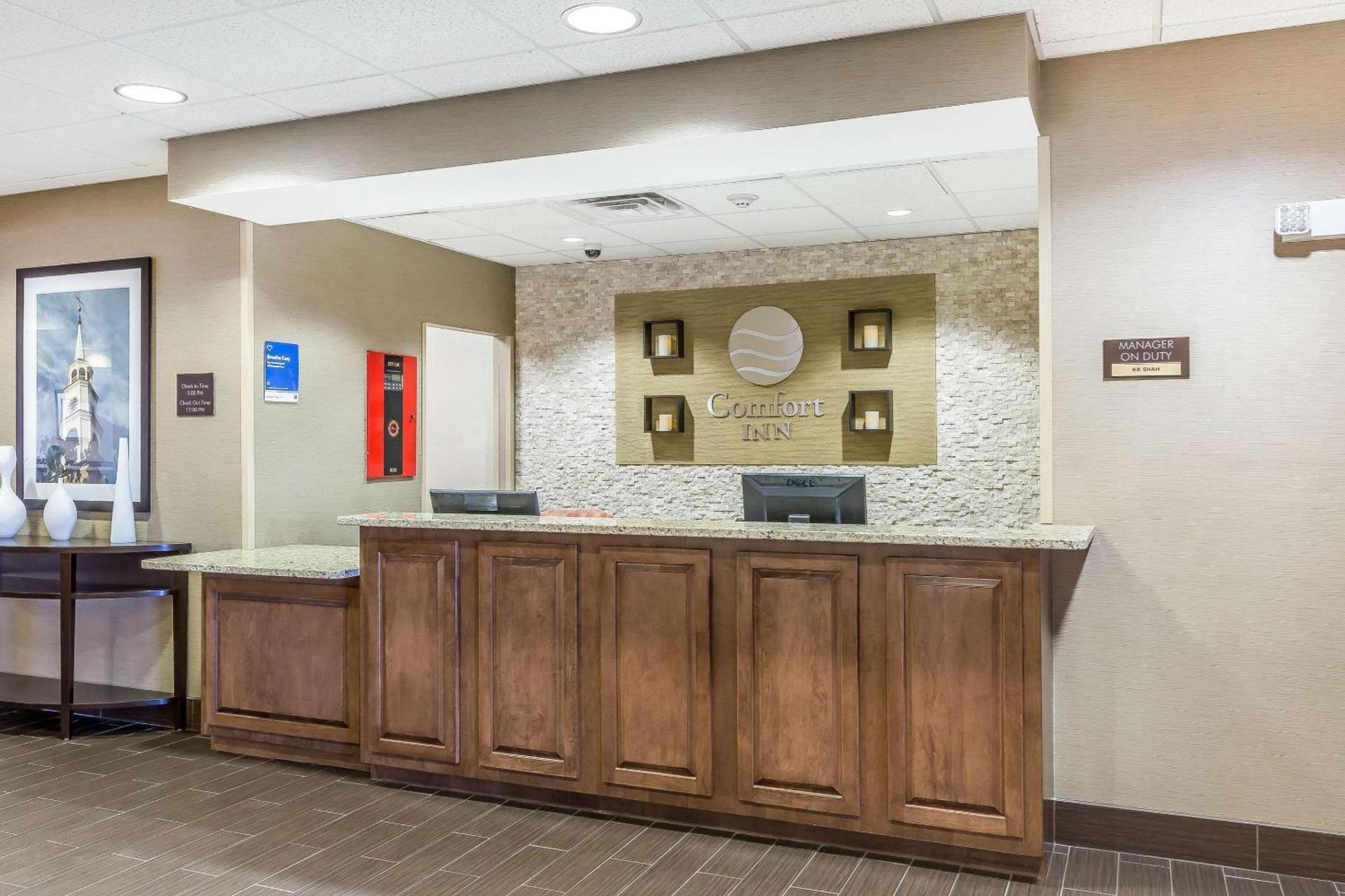 Comfort Inn Frederick - Ballenger Creek photo 8