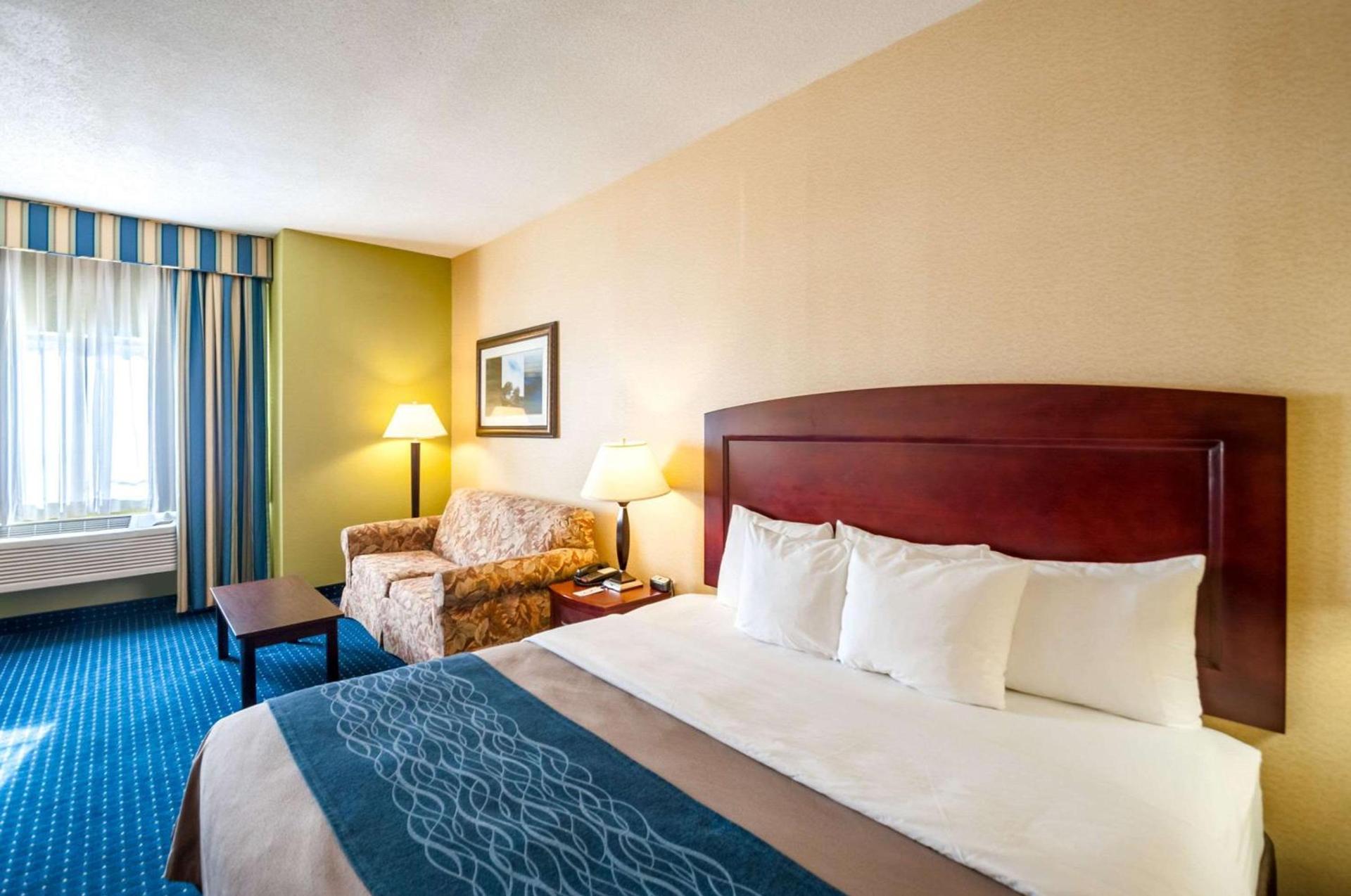 Comfort Inn & Suites North East photo 20