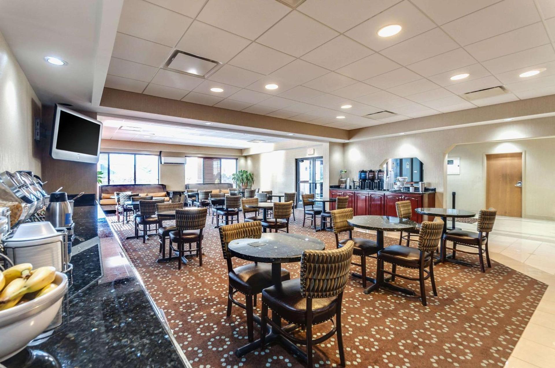 Quality Inn & Suites Bel Air I-95 Exit 77A photo 22