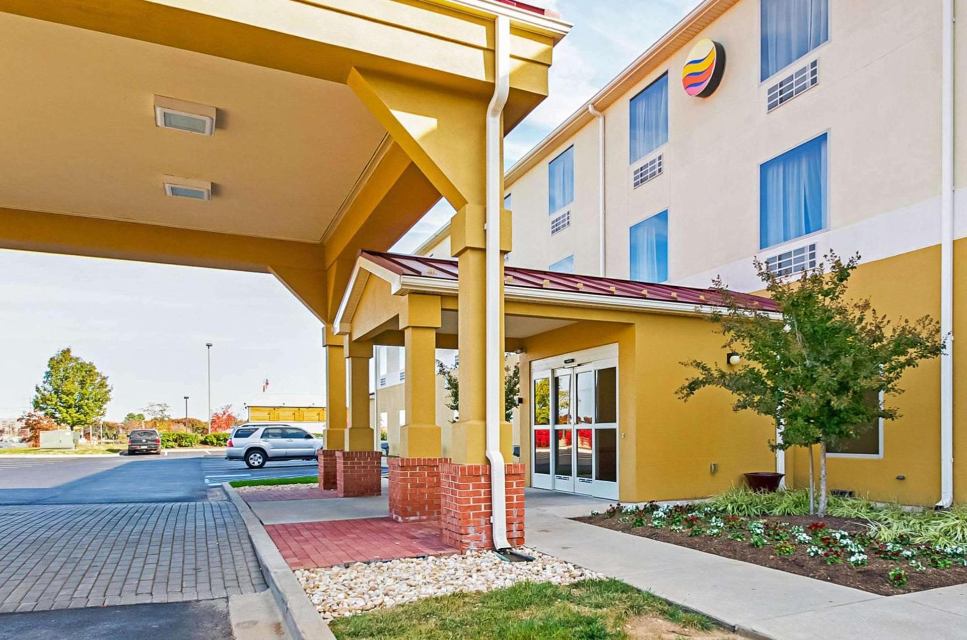 Comfort Inn Frederick - Ballenger Creek photo 14