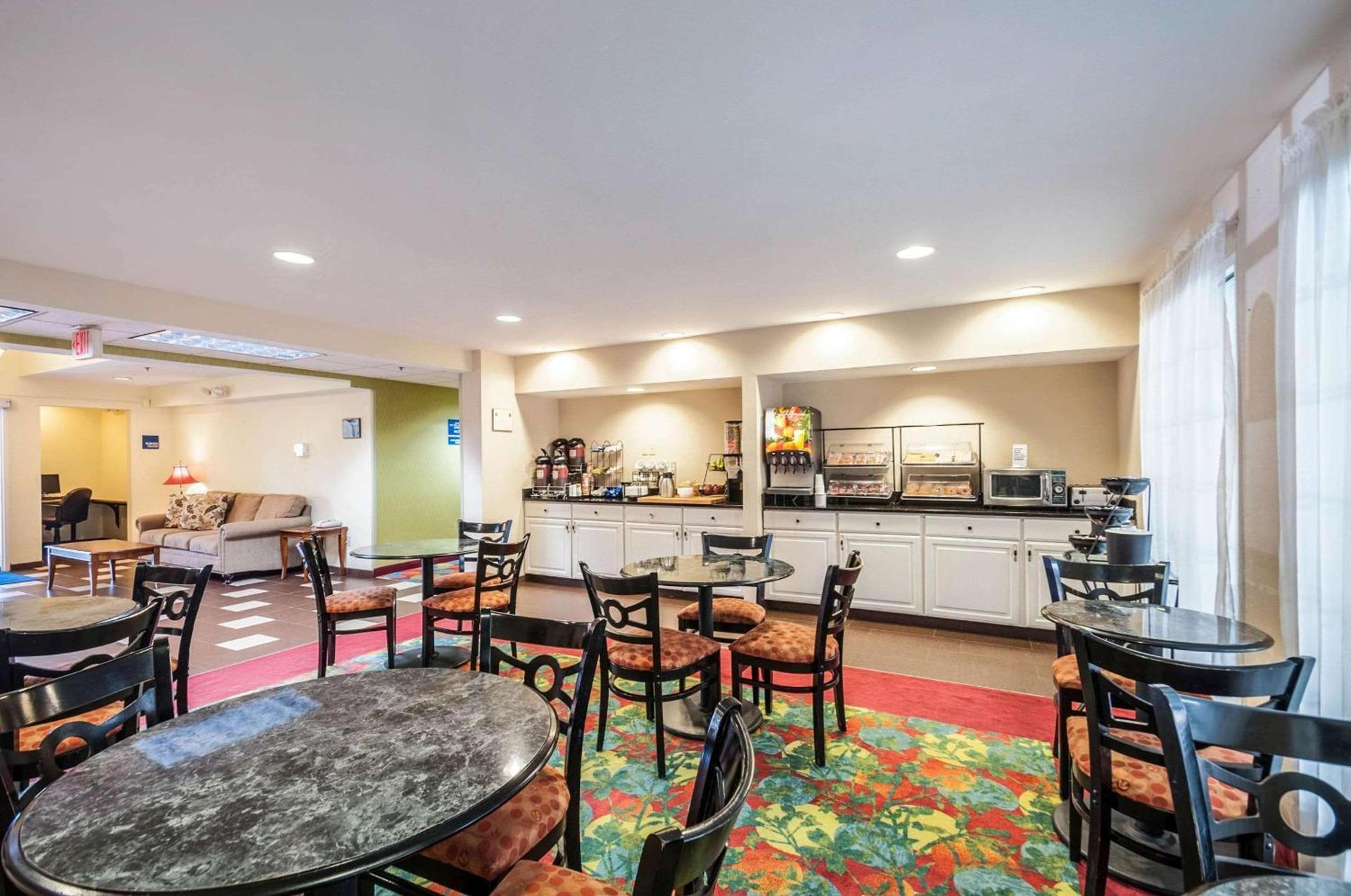 Candlewood Suites Frederick by IHG photo 22