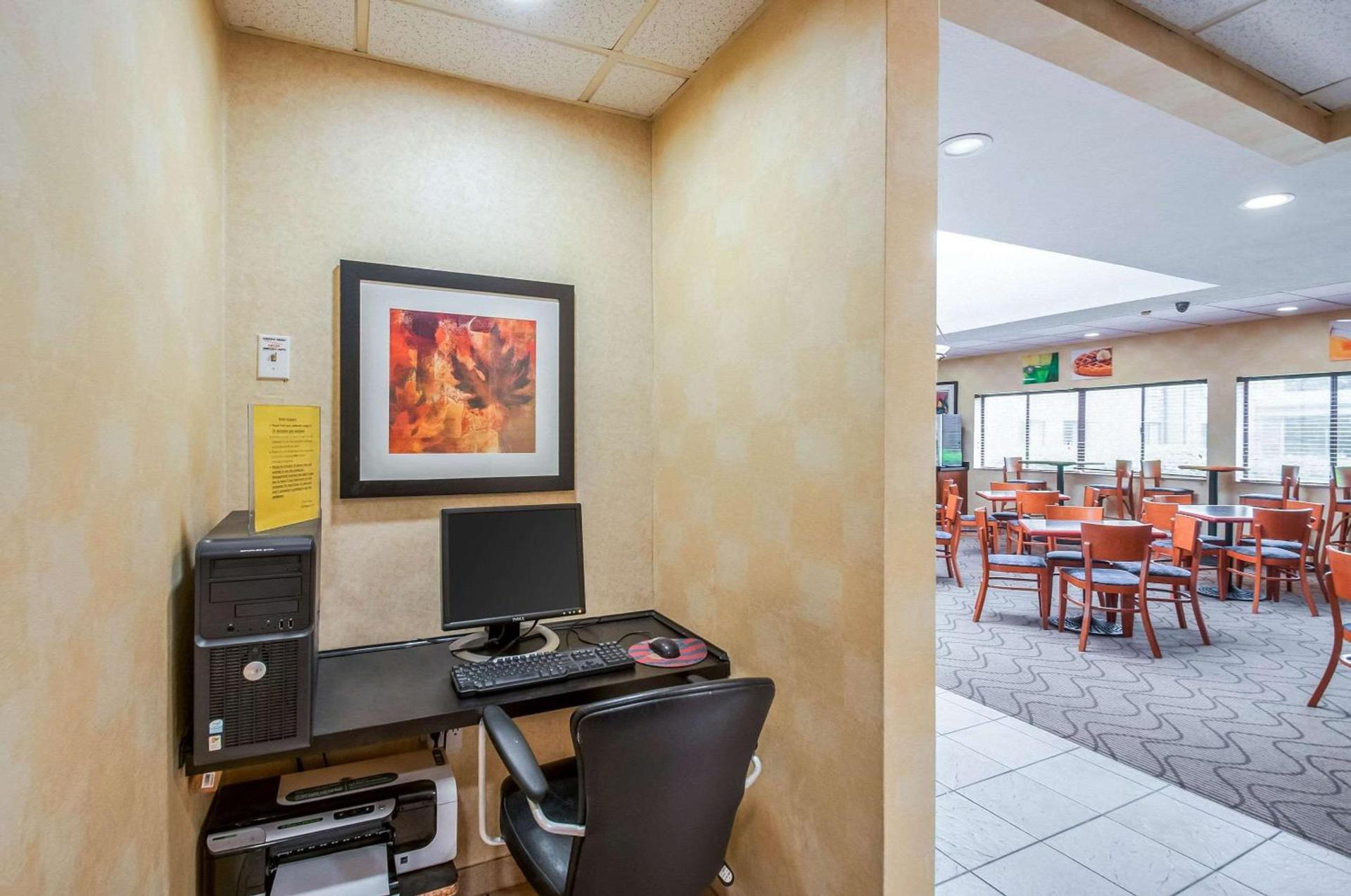 Quality Inn Salisbury North photo 22