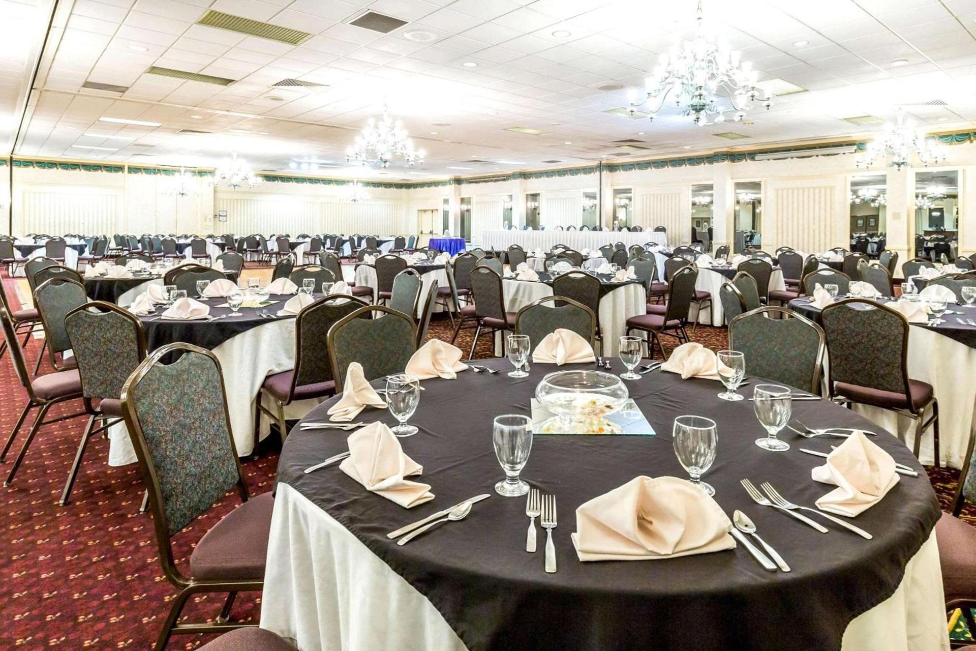 Clarion Inn Frederick Event Center photo 9
