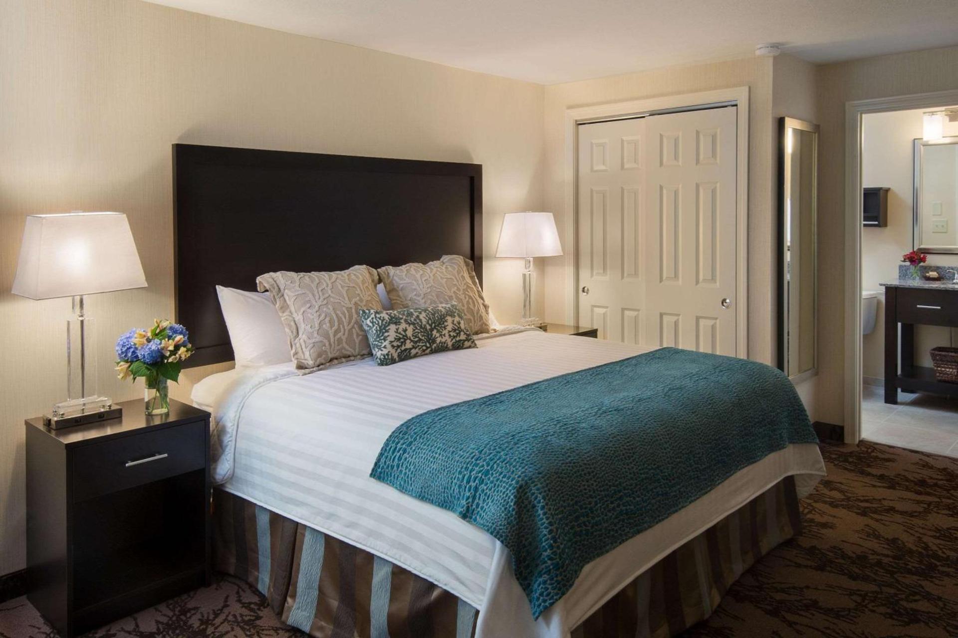 Port Inn & Suites Kennebunk, an Ascend Collection Hotel photo 6