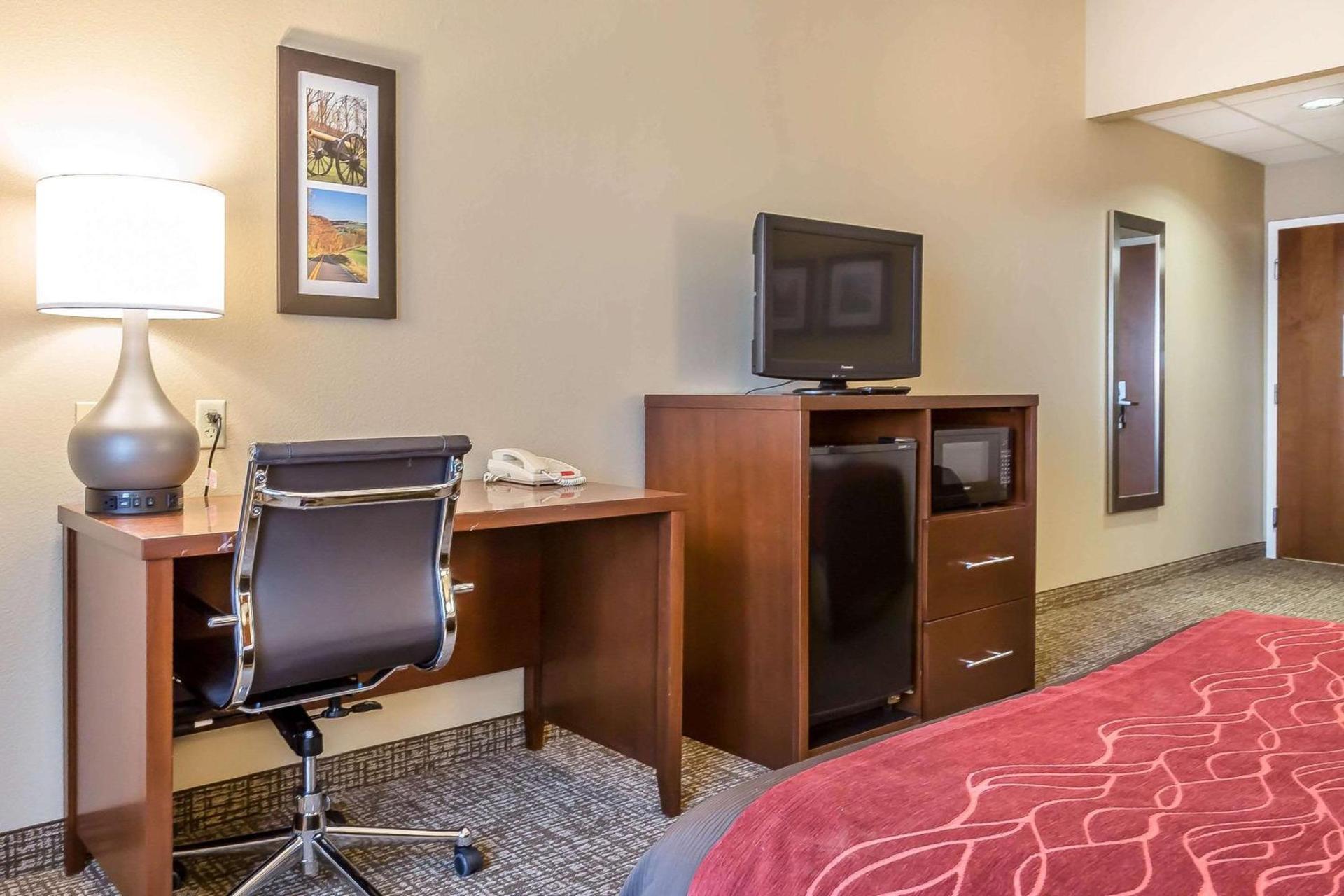 Comfort Inn Frederick - Ballenger Creek photo 21