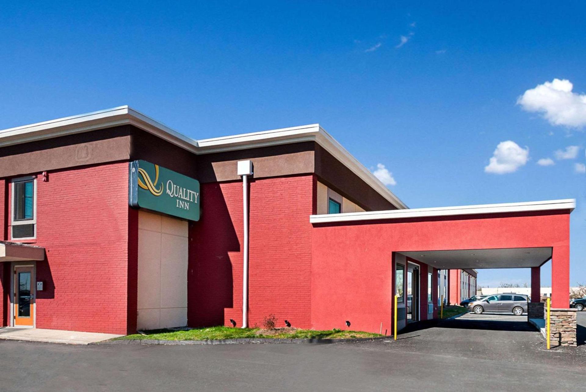 Quality Inn Near Pimlico Racetrack photo 1