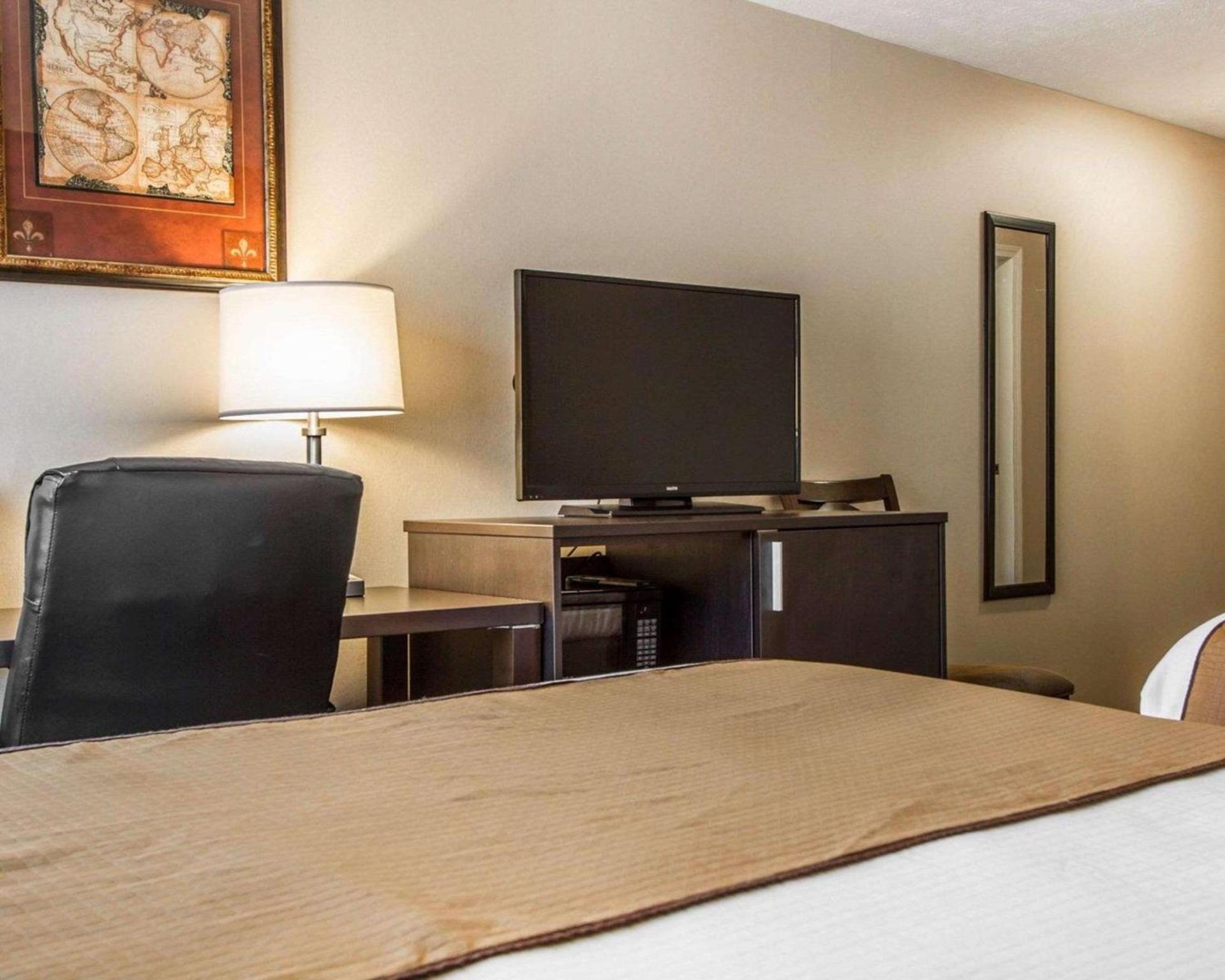 Quality Inn & Suites South Portland photo 7