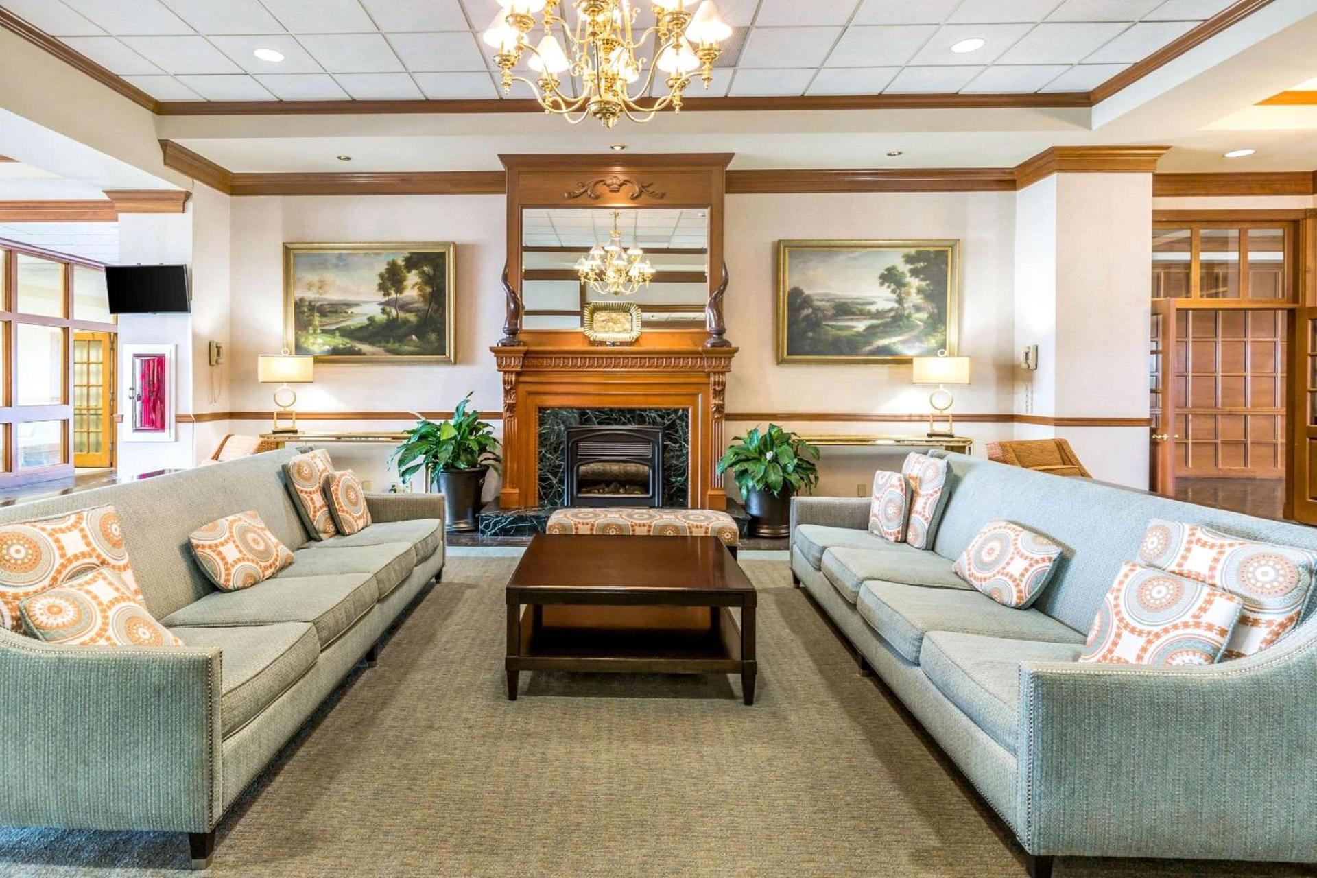 Clarion Inn Frederick Event Center photo 4