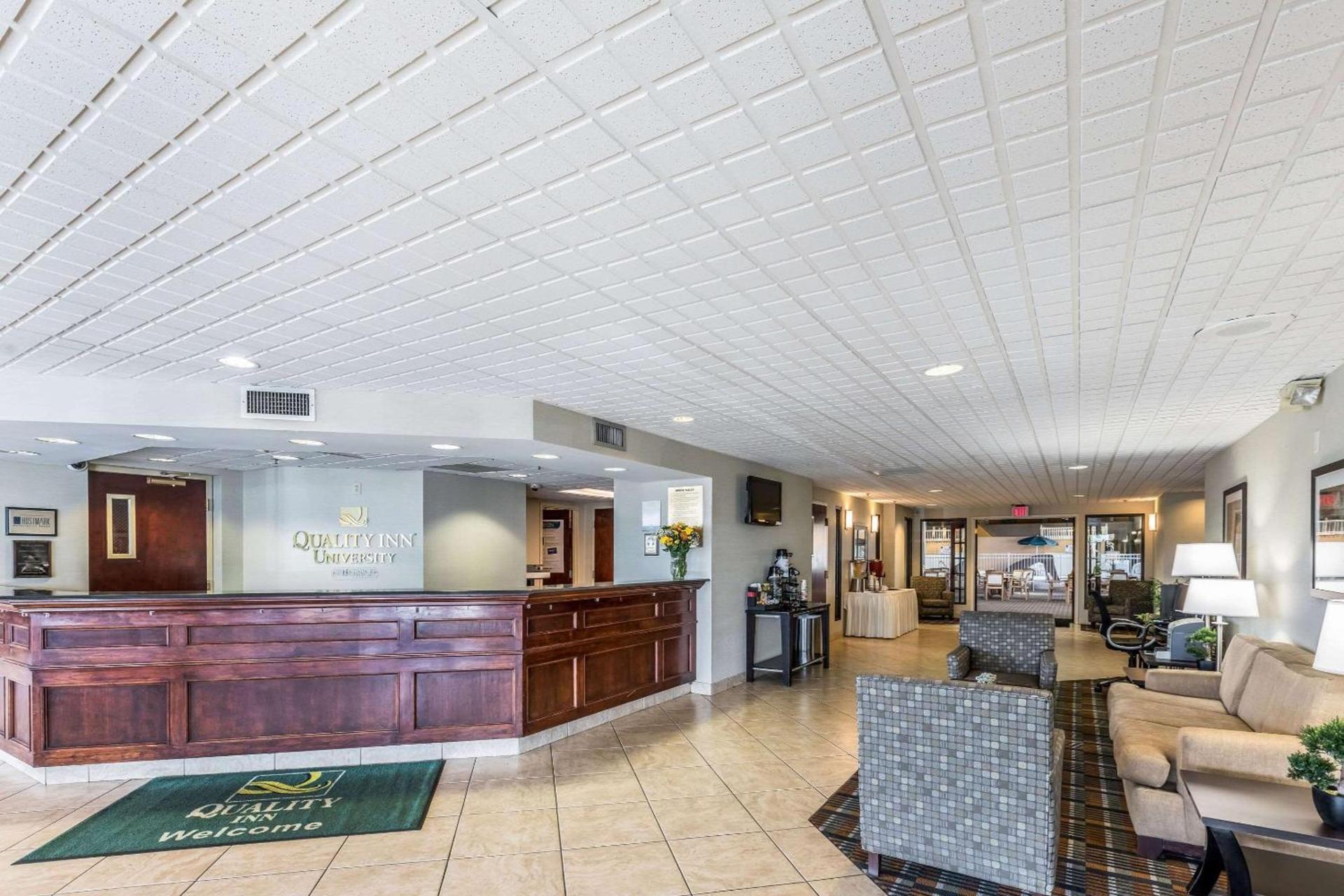 Quality Inn University Lansing photo 3