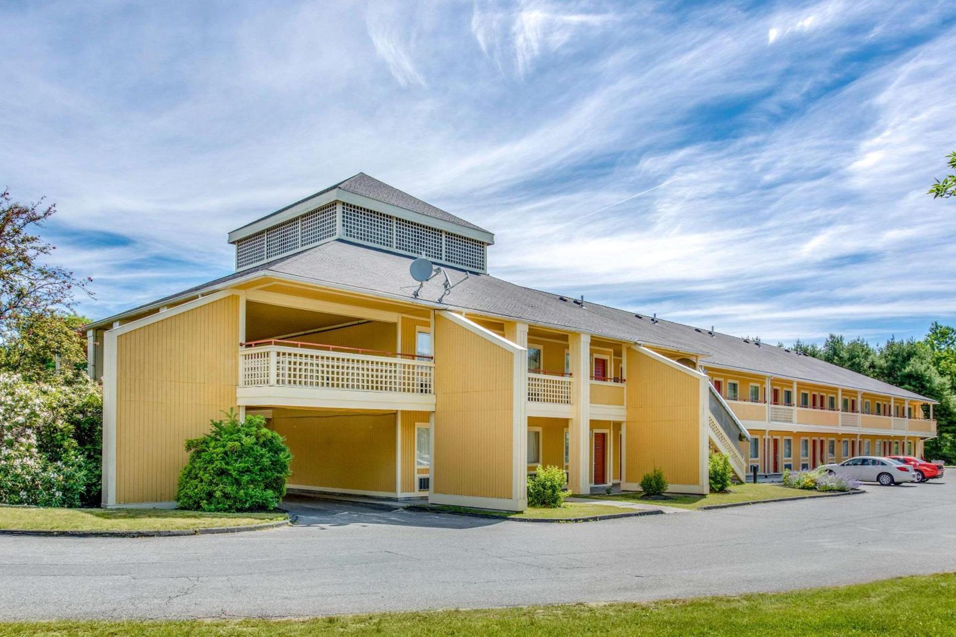 Econo Lodge Freeport - Brunswick Area — hotel in Freeport