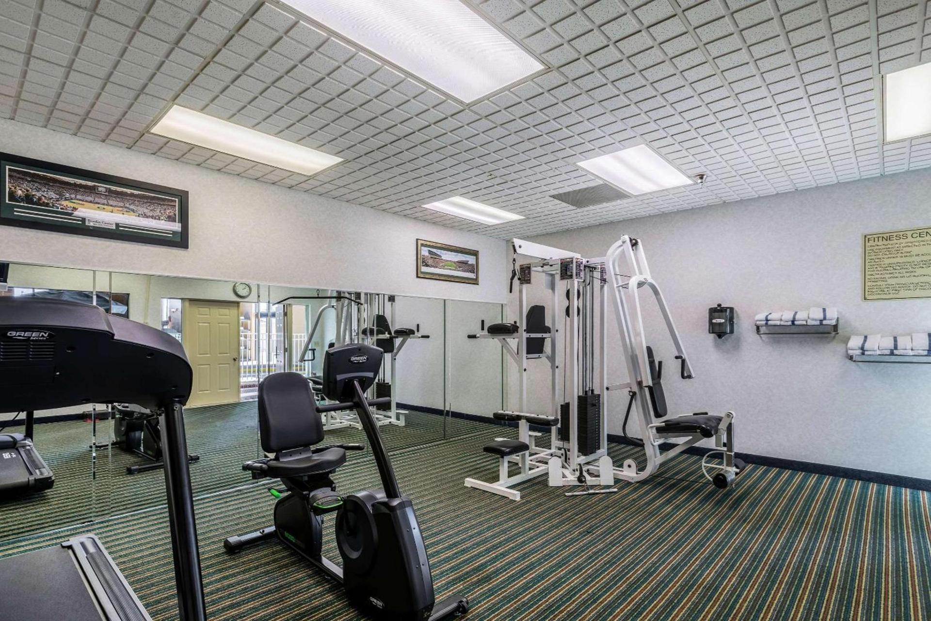 Quality Inn University Lansing photo 20