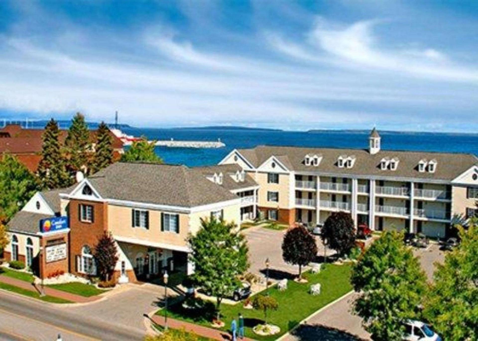 Comfort Inn Lakeside photo 2