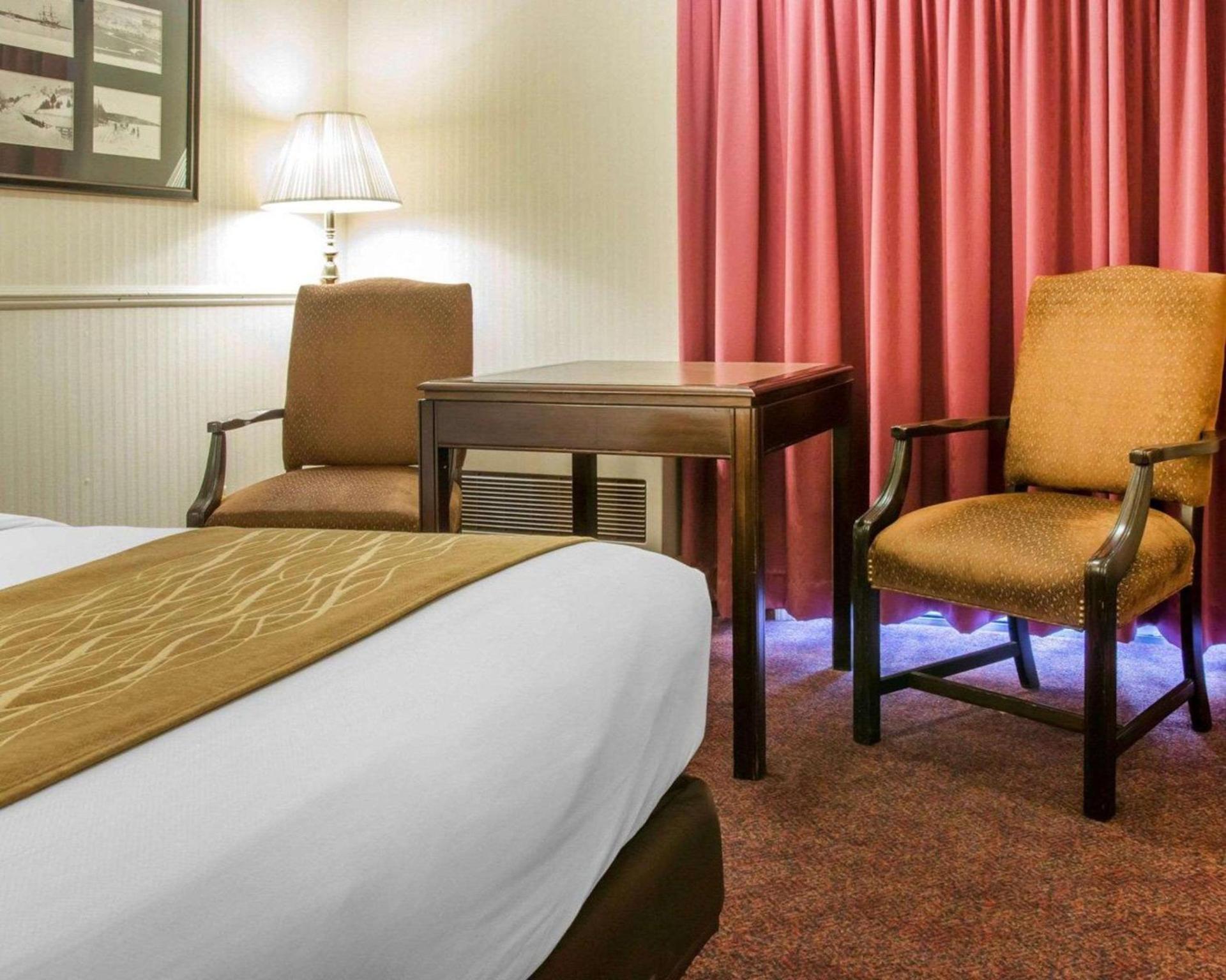 Comfort Inn Lakeside photo 27